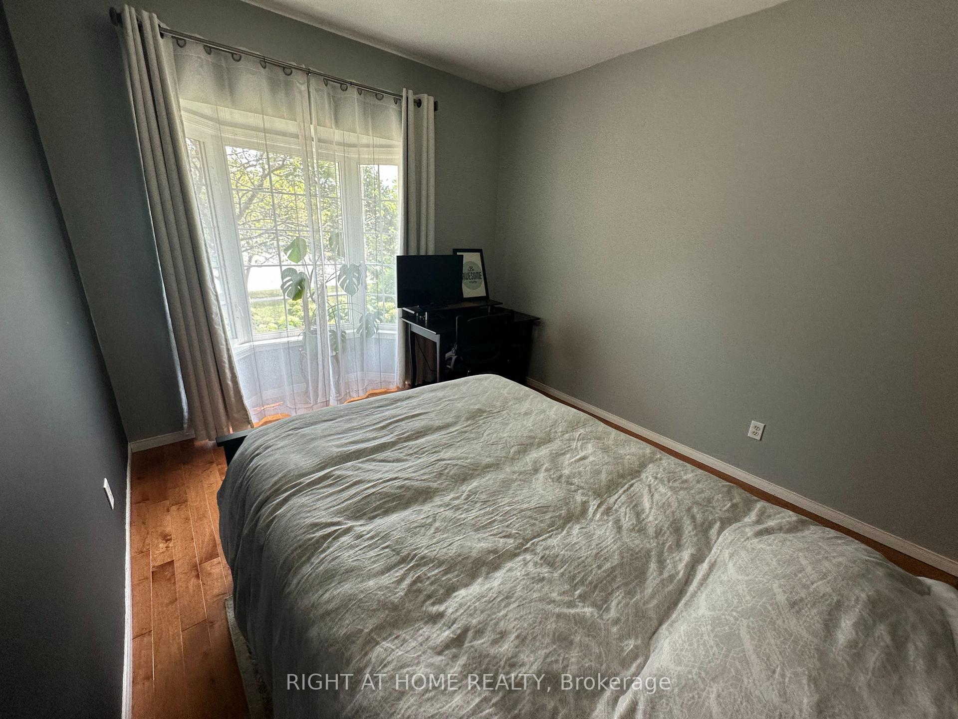 Photo 20 of 4369 Goldenwood Drive, Windsor — HOMEH