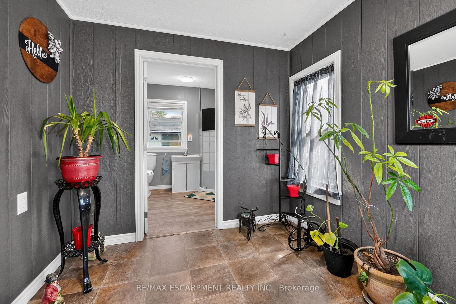 Photo 8 of 503 John Street, Haldimand, Dunnville — HOMEH
