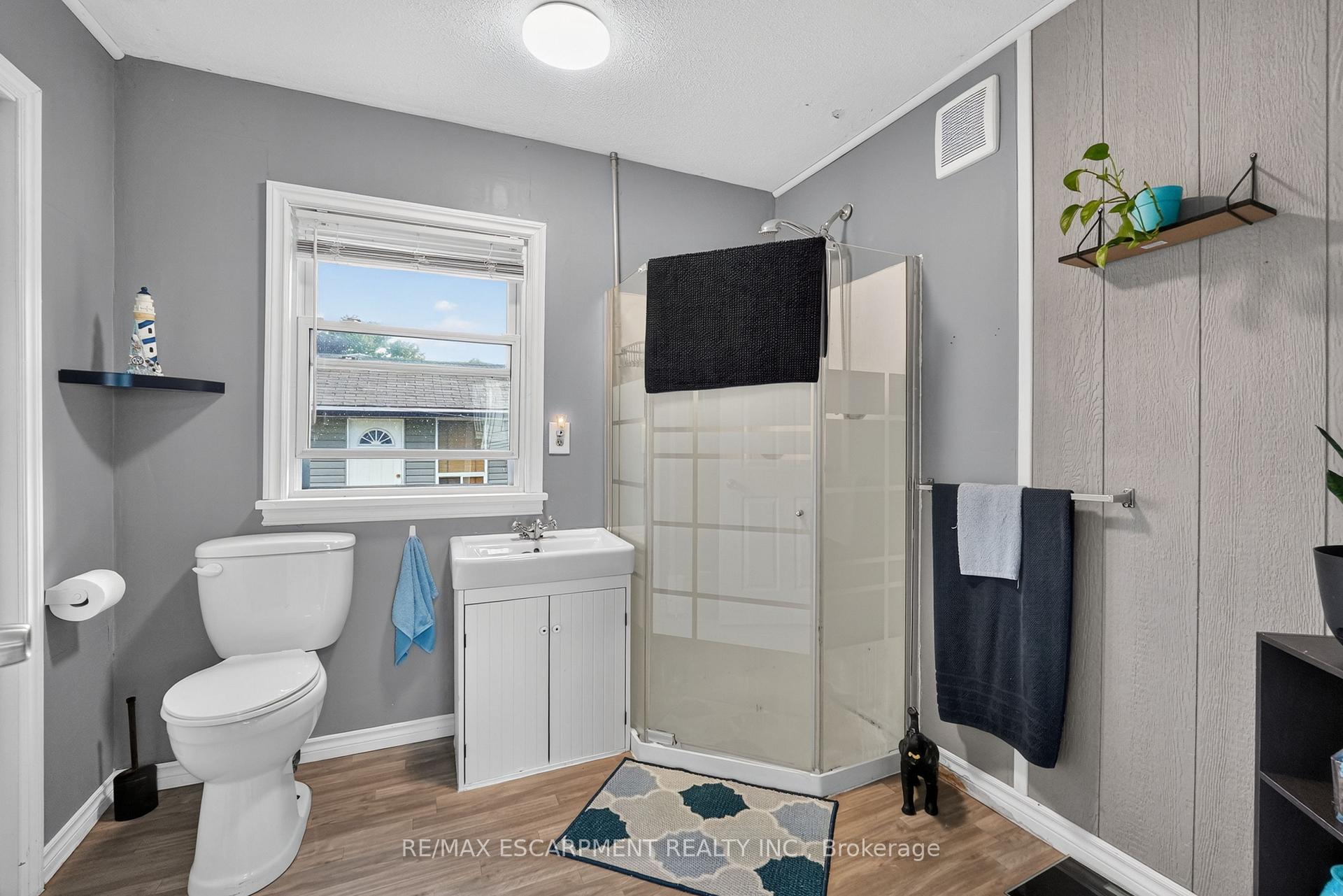 Photo 10 of 503 John Street, Haldimand, Dunnville — HOMEH