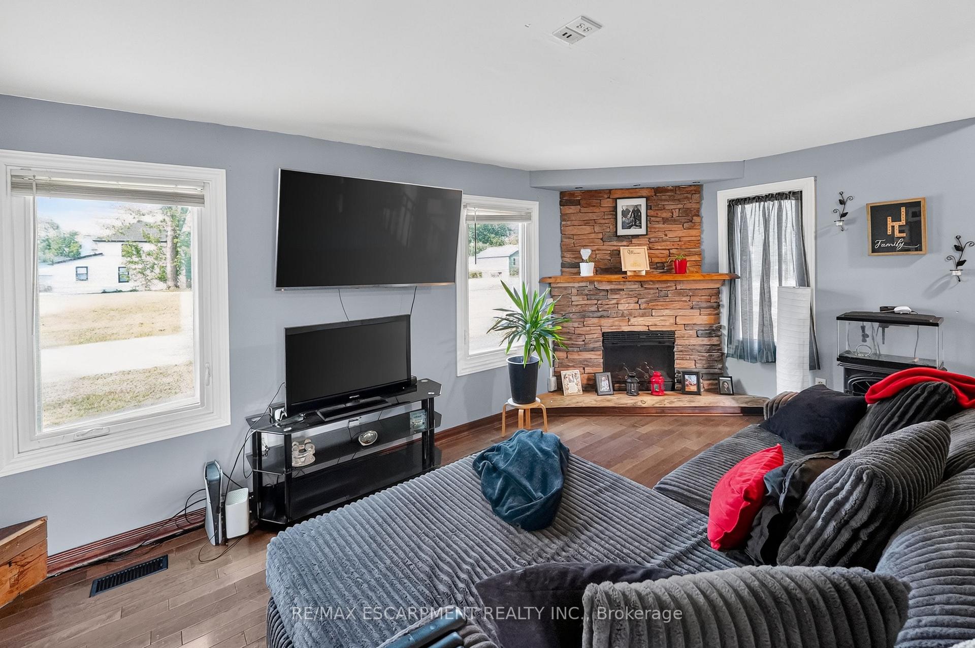 Photo 19 of 503 John Street, Haldimand, Dunnville — HOMEH