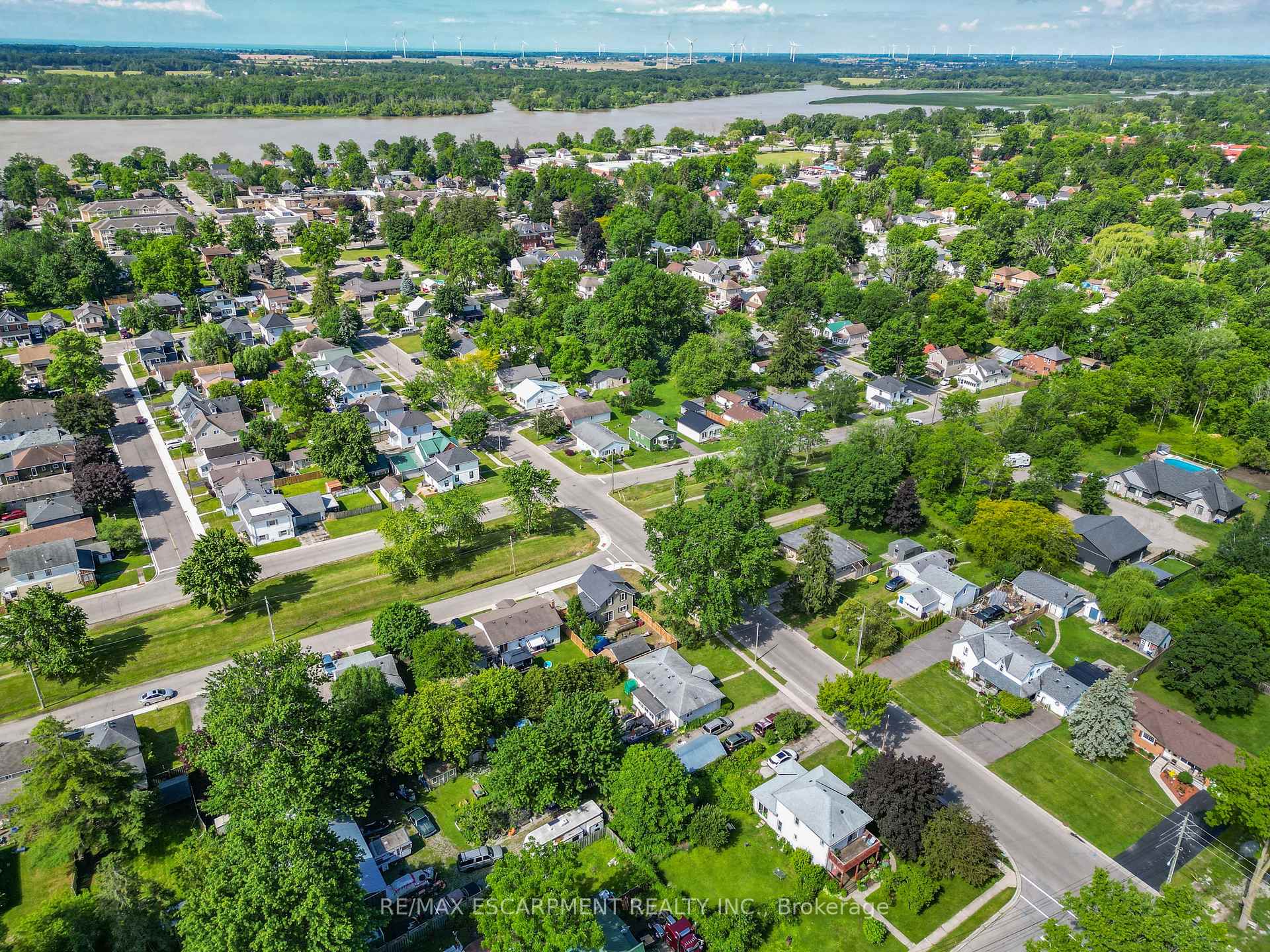 Photo 40 of 503 John Street, Haldimand, Dunnville — HOMEH