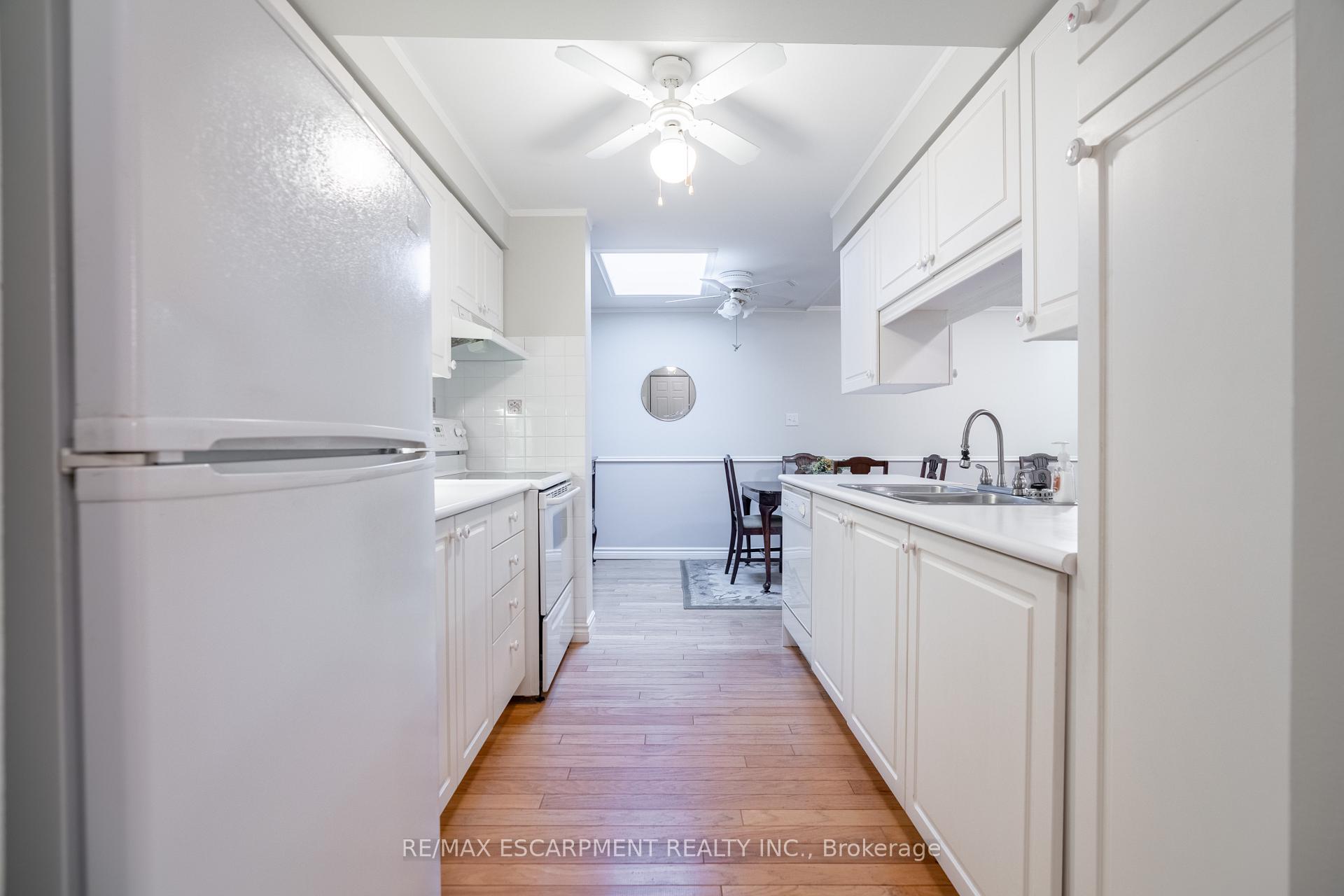 Photo 12 of Unit 306, 970 Golf Links Road, Hamilton, Meadowlands — HOMEH