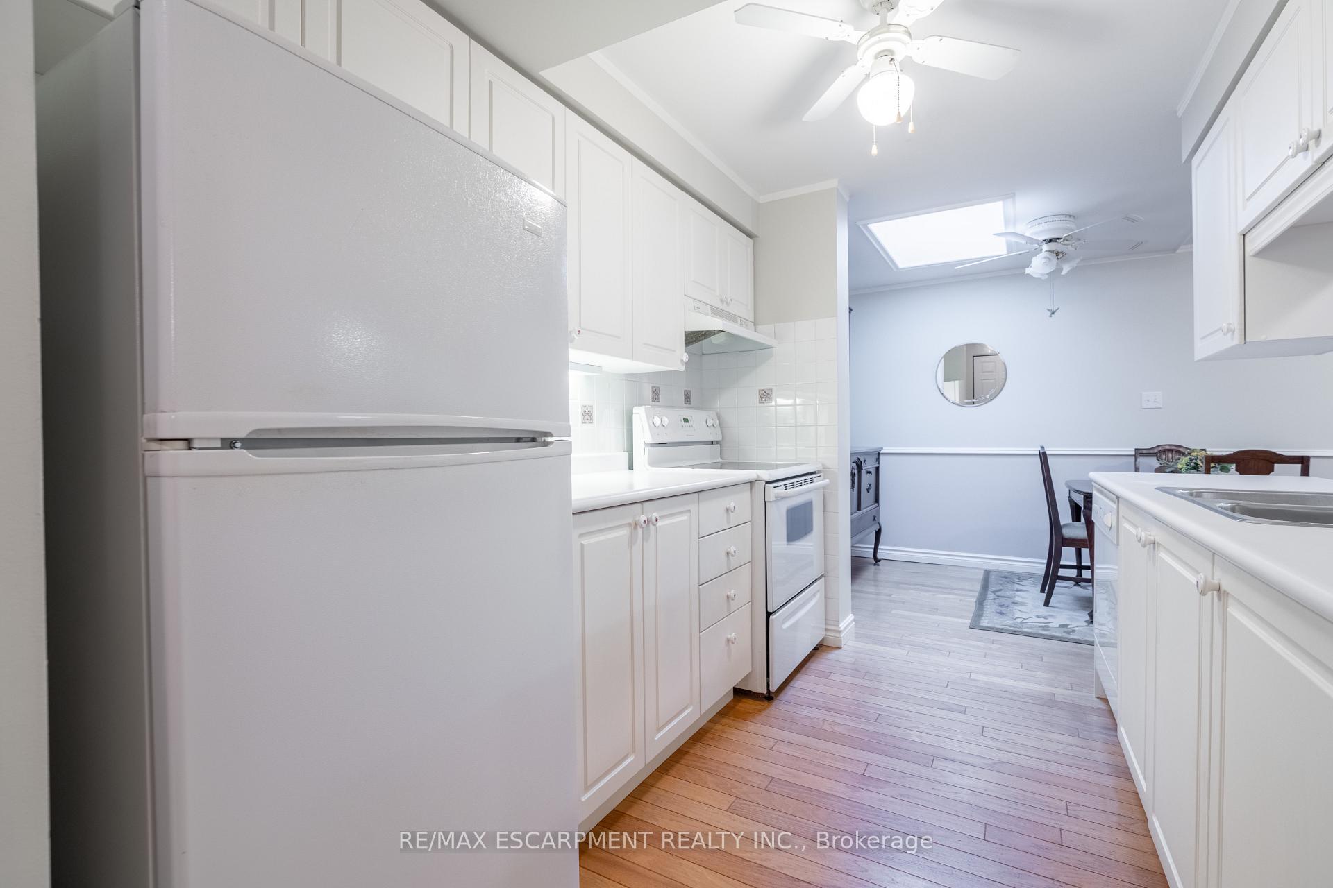Photo 13 of Unit 306, 970 Golf Links Road, Hamilton, Meadowlands — HOMEH