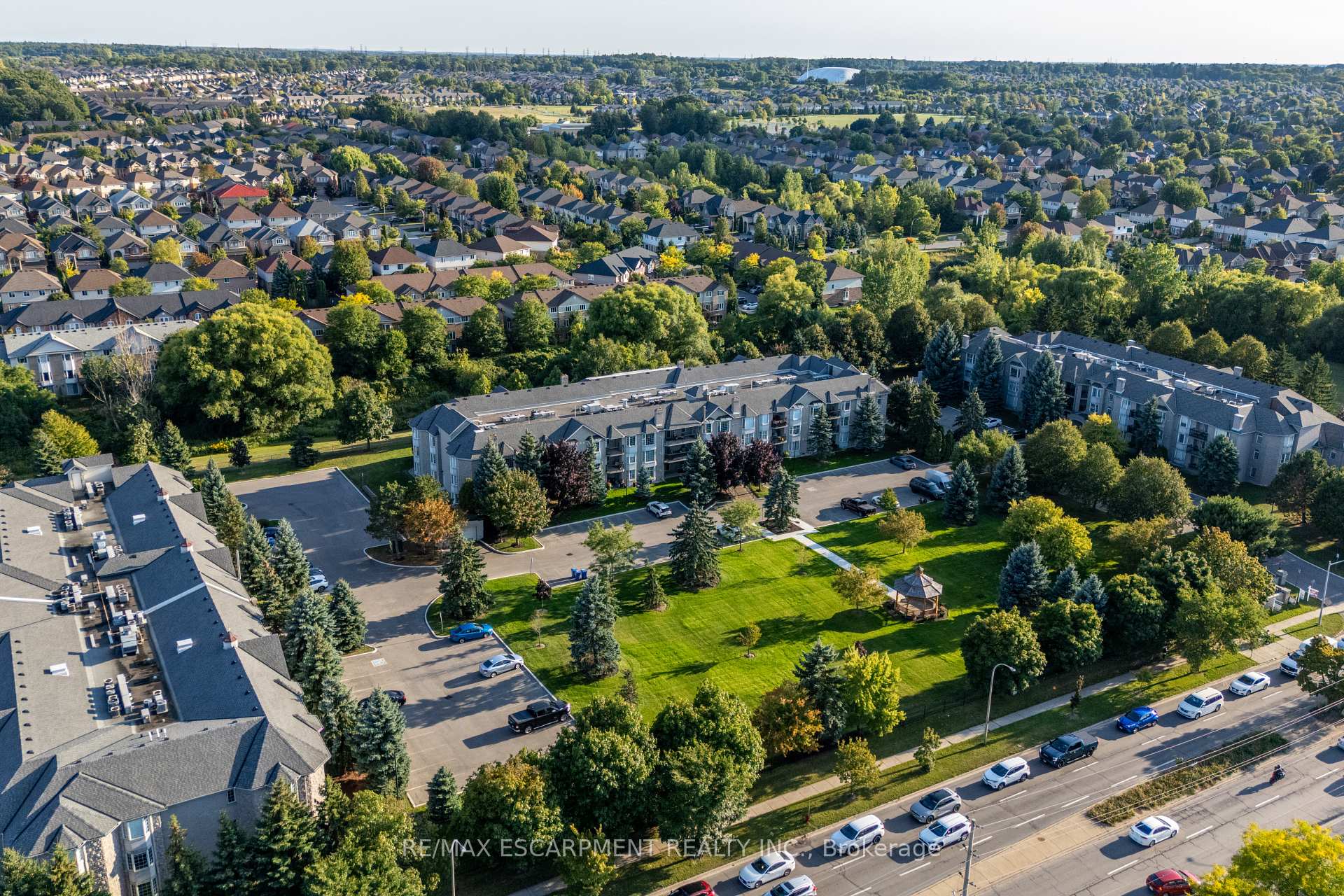 Photo 42 of Unit 306, 970 Golf Links Road, Hamilton, Meadowlands — HOMEH