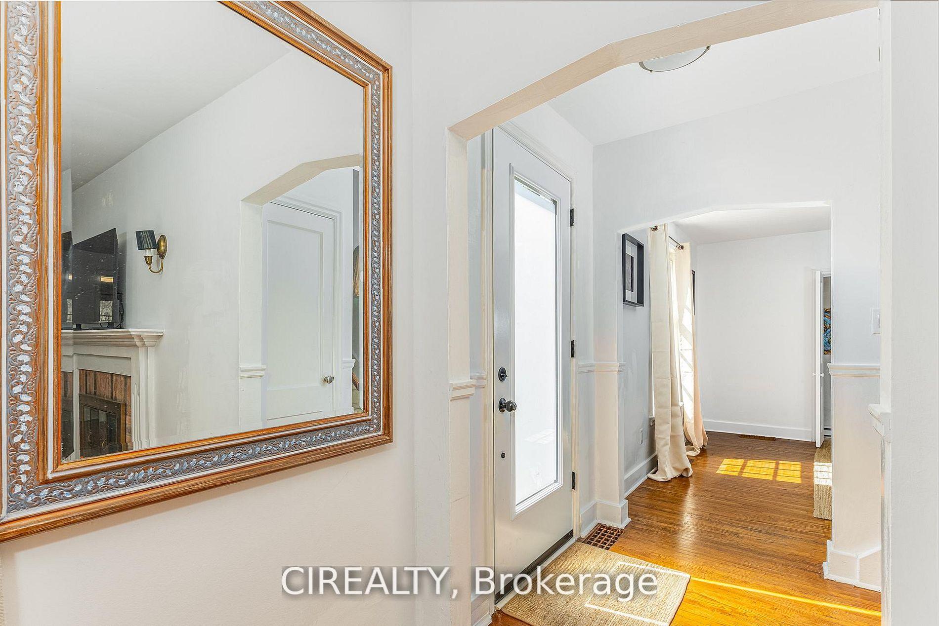 Photo 5 of 25 Howard Avenue, Oakville, Old Oakville — HOMEH