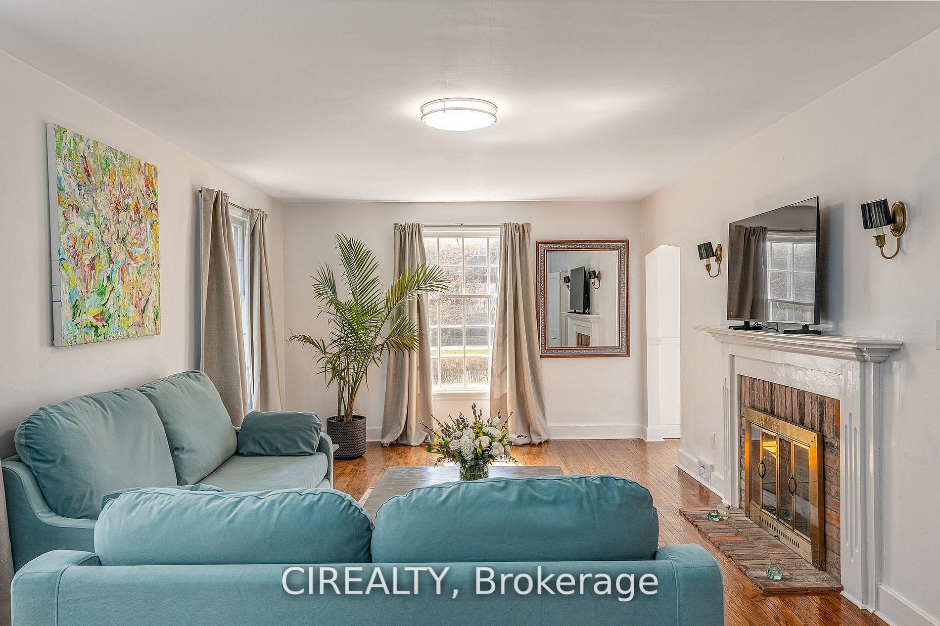 Photo 8 of 25 Howard Avenue, Oakville, Old Oakville — HOMEH