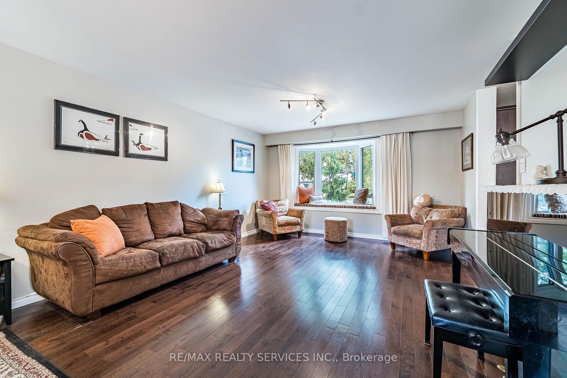 Photo 14 of 24 Carberry Road Street, Erin — HOMEH
