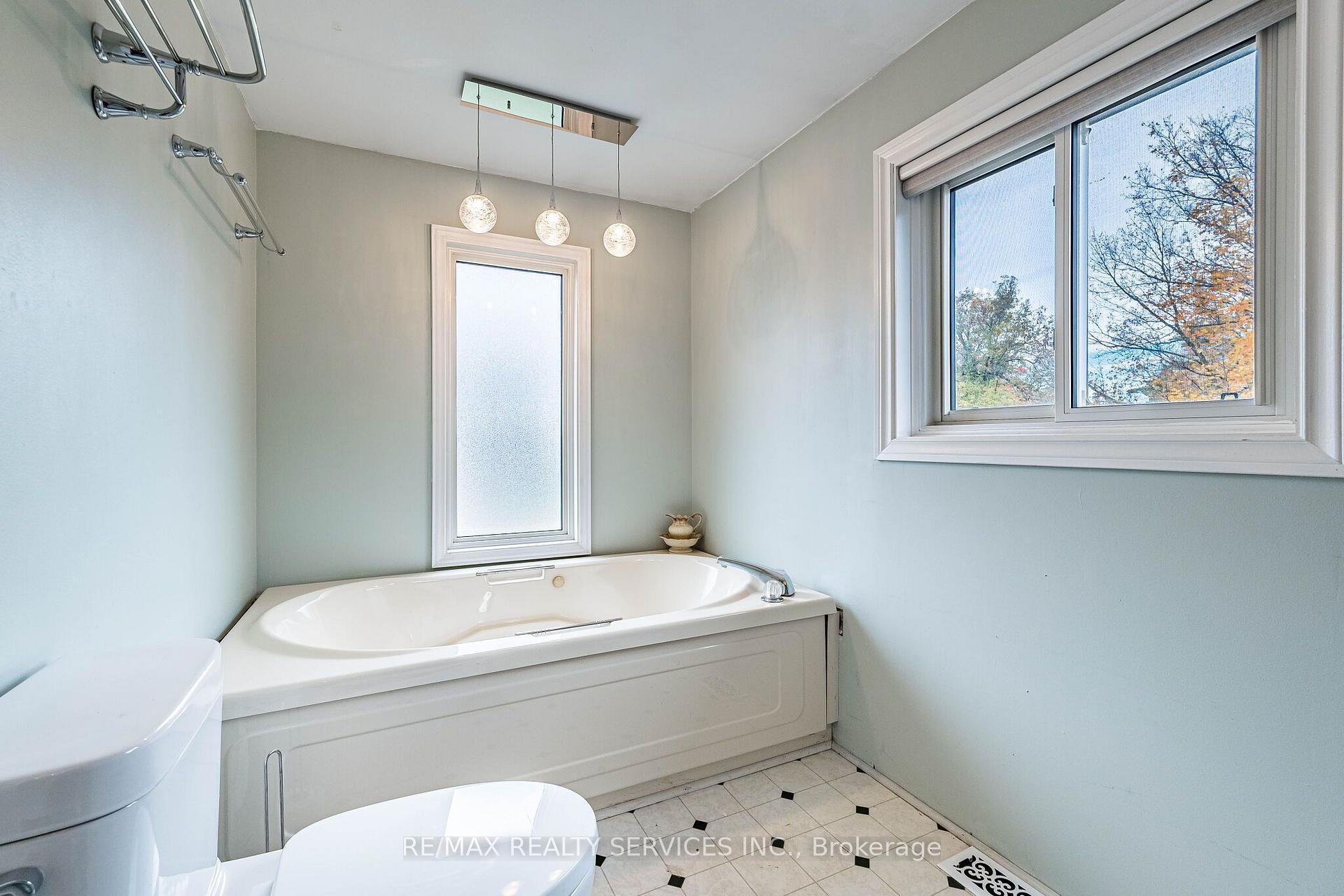 Photo 33 of 24 Carberry Road Street, Erin — HOMEH