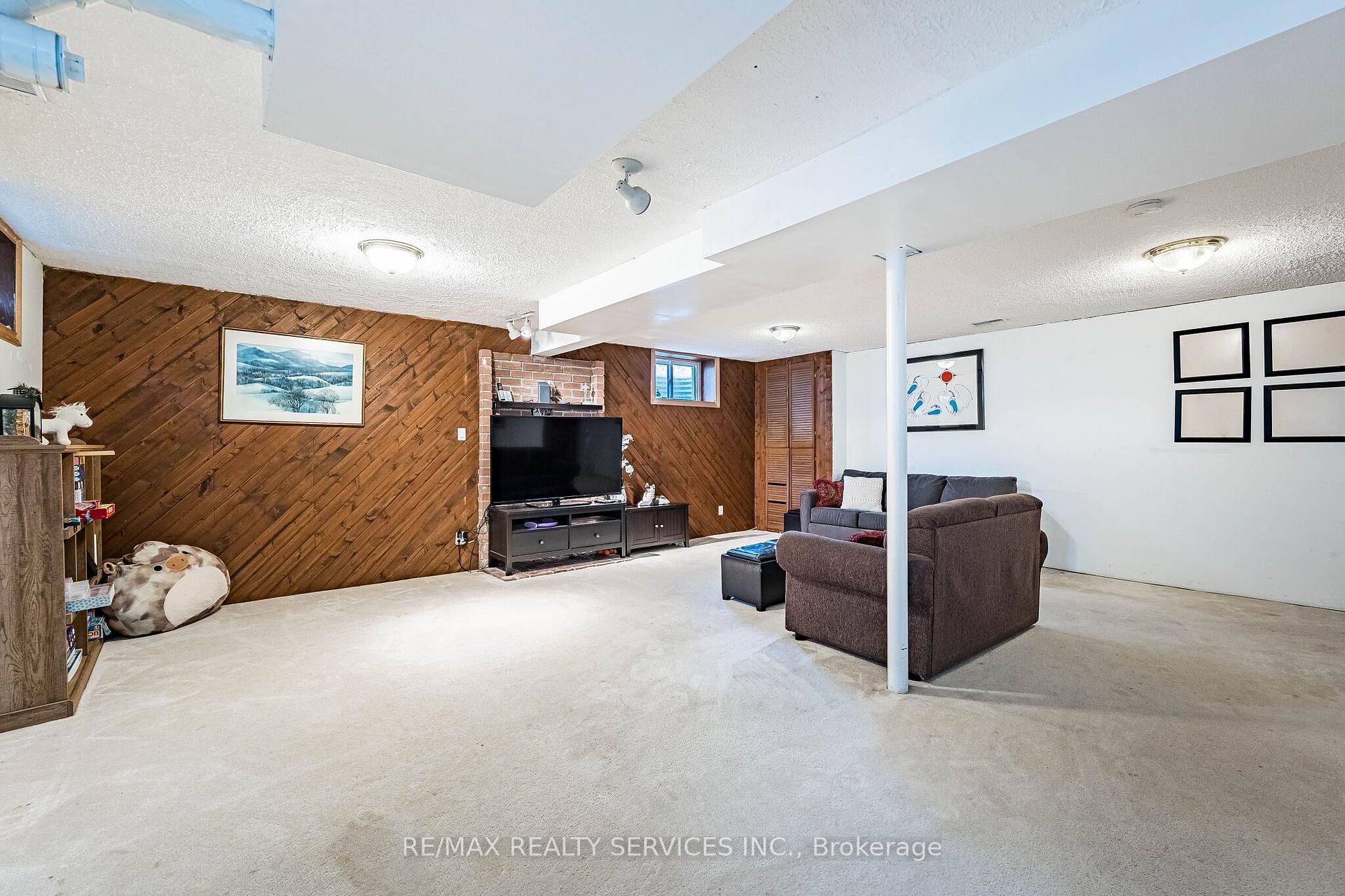 Photo 40 of 24 Carberry Road Street, Erin — HOMEH
