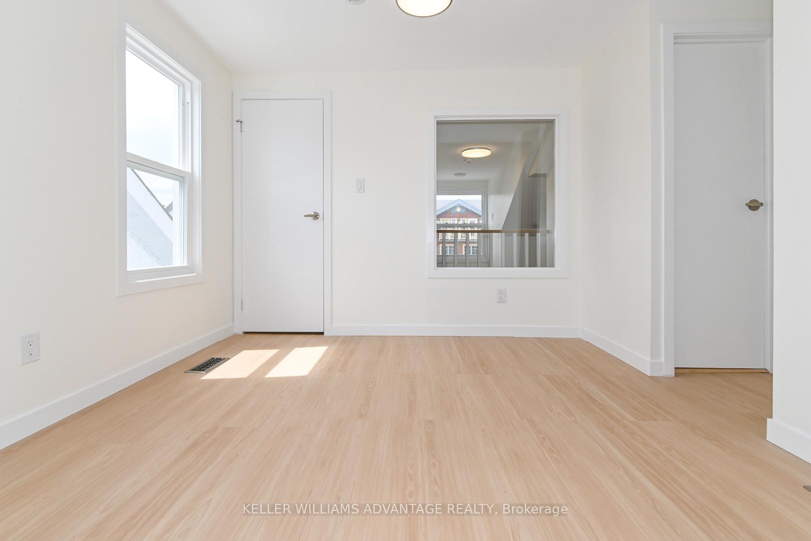 Photo 7 of Unit upper, 113 Woodbine Avenue, Toronto, The Beaches — HOMEH