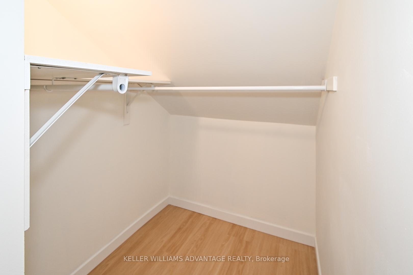 Photo 14 of Unit upper, 113 Woodbine Avenue, Toronto, The Beaches — HOMEH