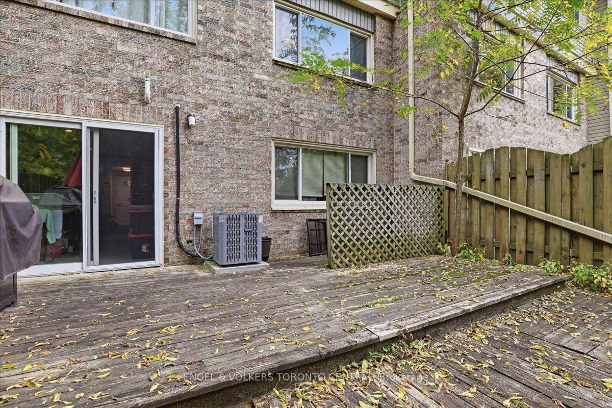 Photo 29 of Unit #36, 30 Green Valley Drive W, Kitchener, Pioneer Park — HOMEH