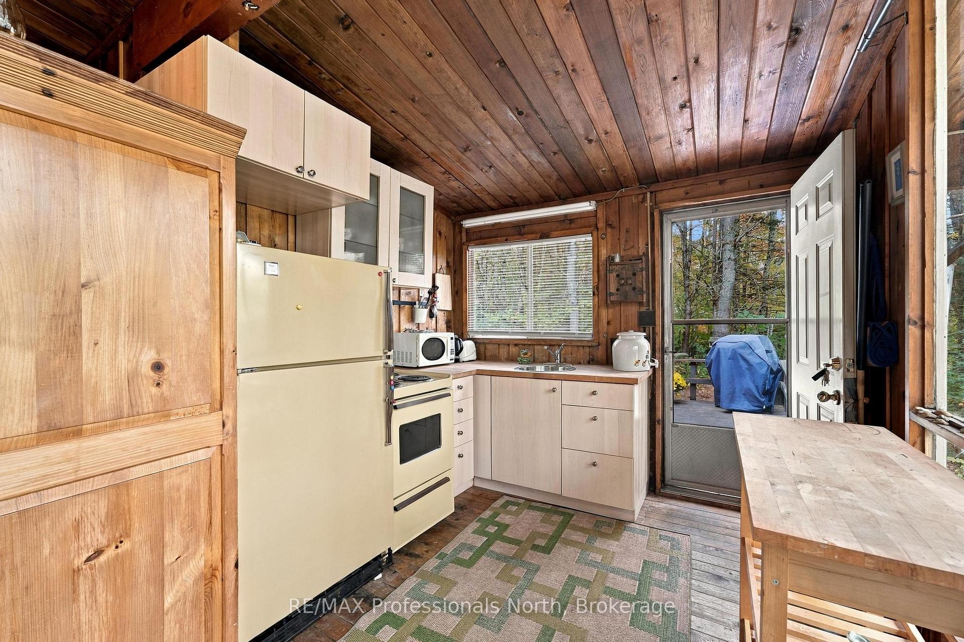 Photo 39 of 1086 Dragonfly Lane, Minden Hills, Snowdon — HOMEH