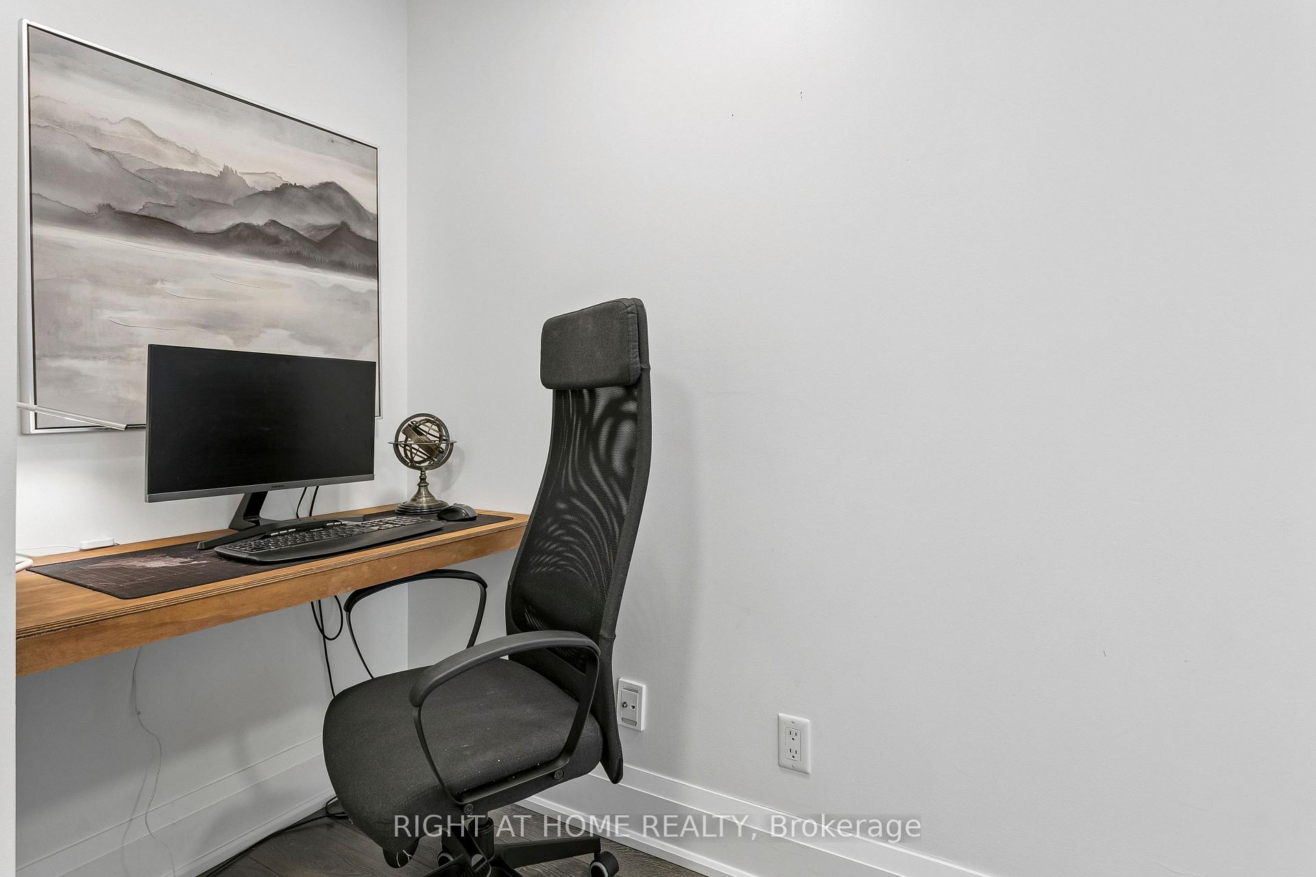 Photo 9 of 45 Yorkland Boulevard, Brampton, Goreway Drive Corridor — HOMEH
