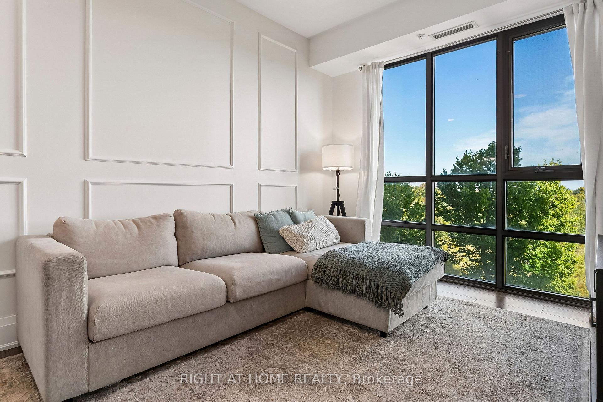 Photo 24 of 45 Yorkland Boulevard, Brampton, Goreway Drive Corridor — HOMEH