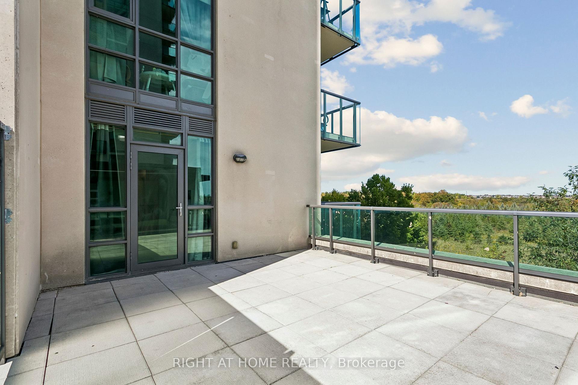 Photo 34 of 45 Yorkland Boulevard, Brampton, Goreway Drive Corridor — HOMEH