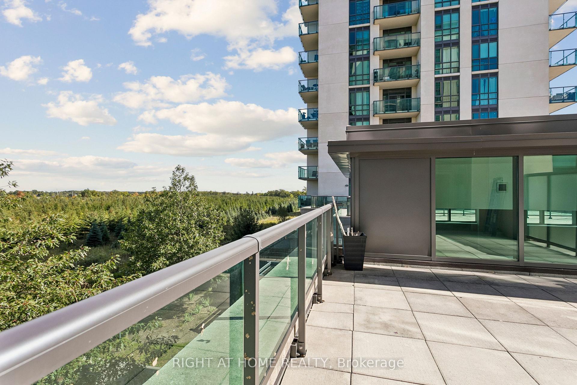 Photo 36 of 45 Yorkland Boulevard, Brampton, Goreway Drive Corridor — HOMEH