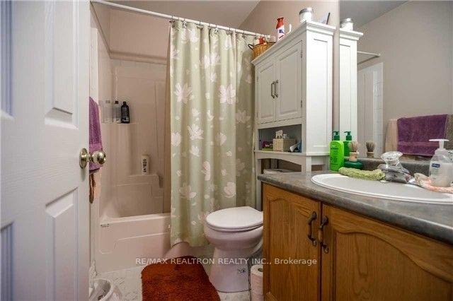 Photo 9 of Unit A, 49 Hanmer Street, Barrie, East Bayfield — HOMEH