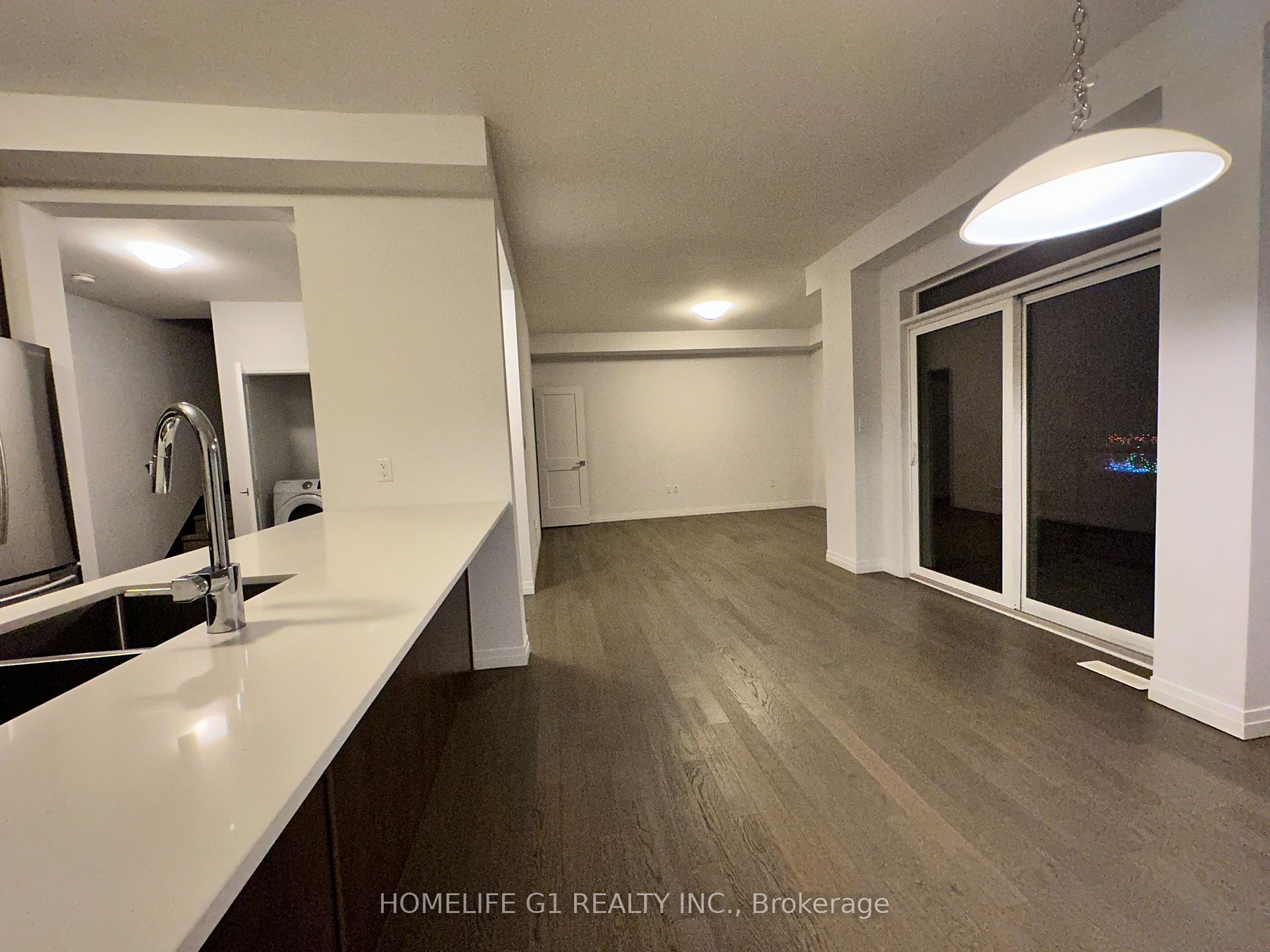 Photo 16 of 30 Times Square Boulevard, Hamilton, Stoney Creek Mountain — HOMEH