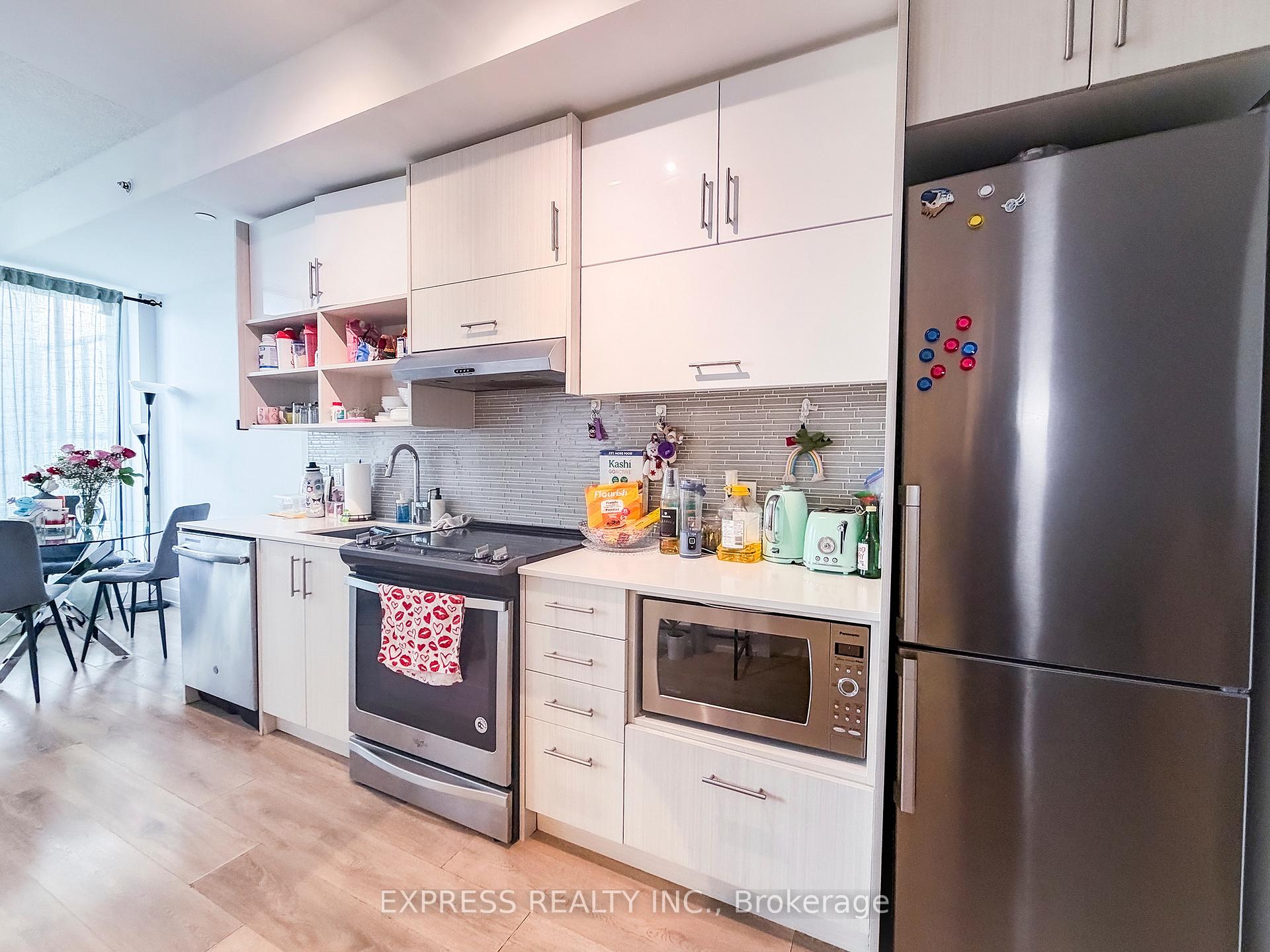 Photo 1 of Unit 501, 128 Fairview Mall Drive, North York, Don Valley Village — HOMEH