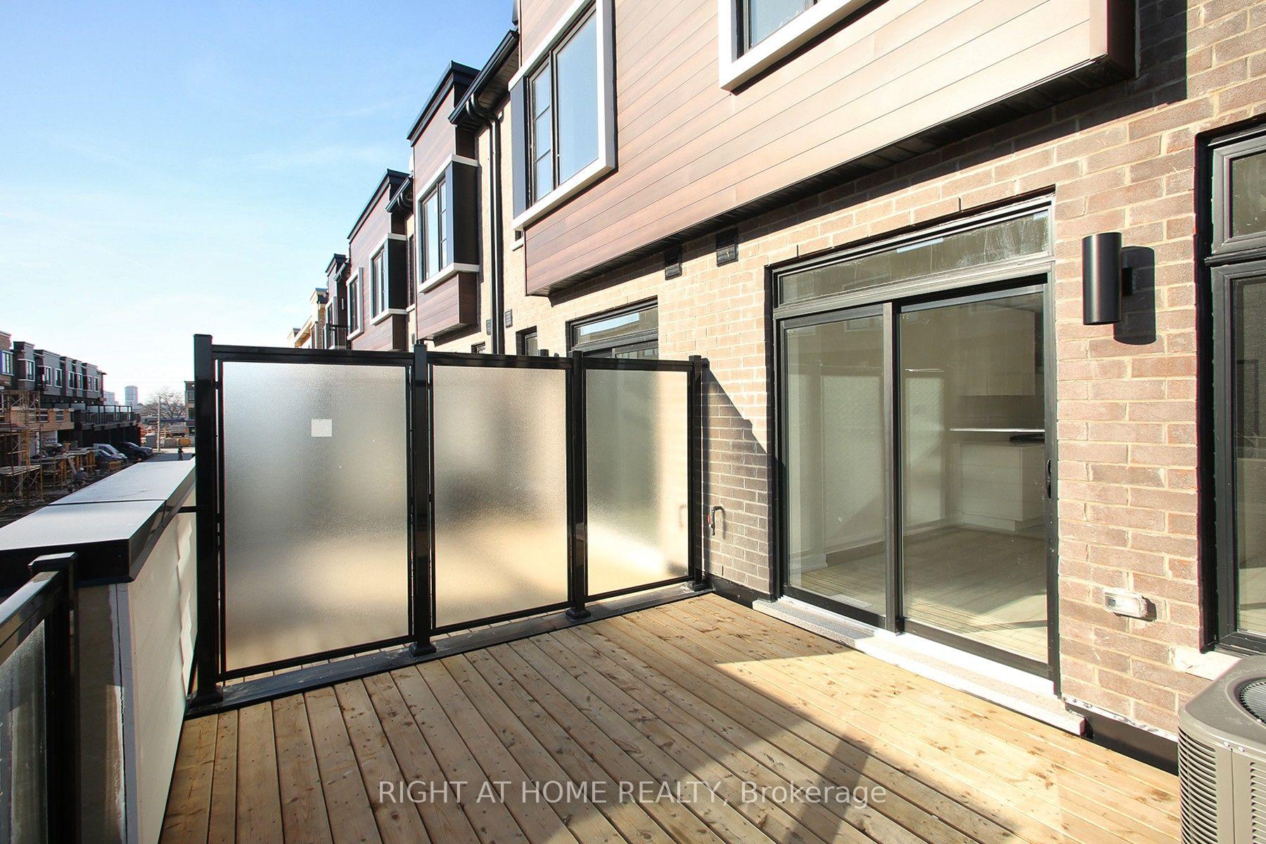 Photo 5 of 128 Brockley Drive, Scarborough, Bendale — HOMEH