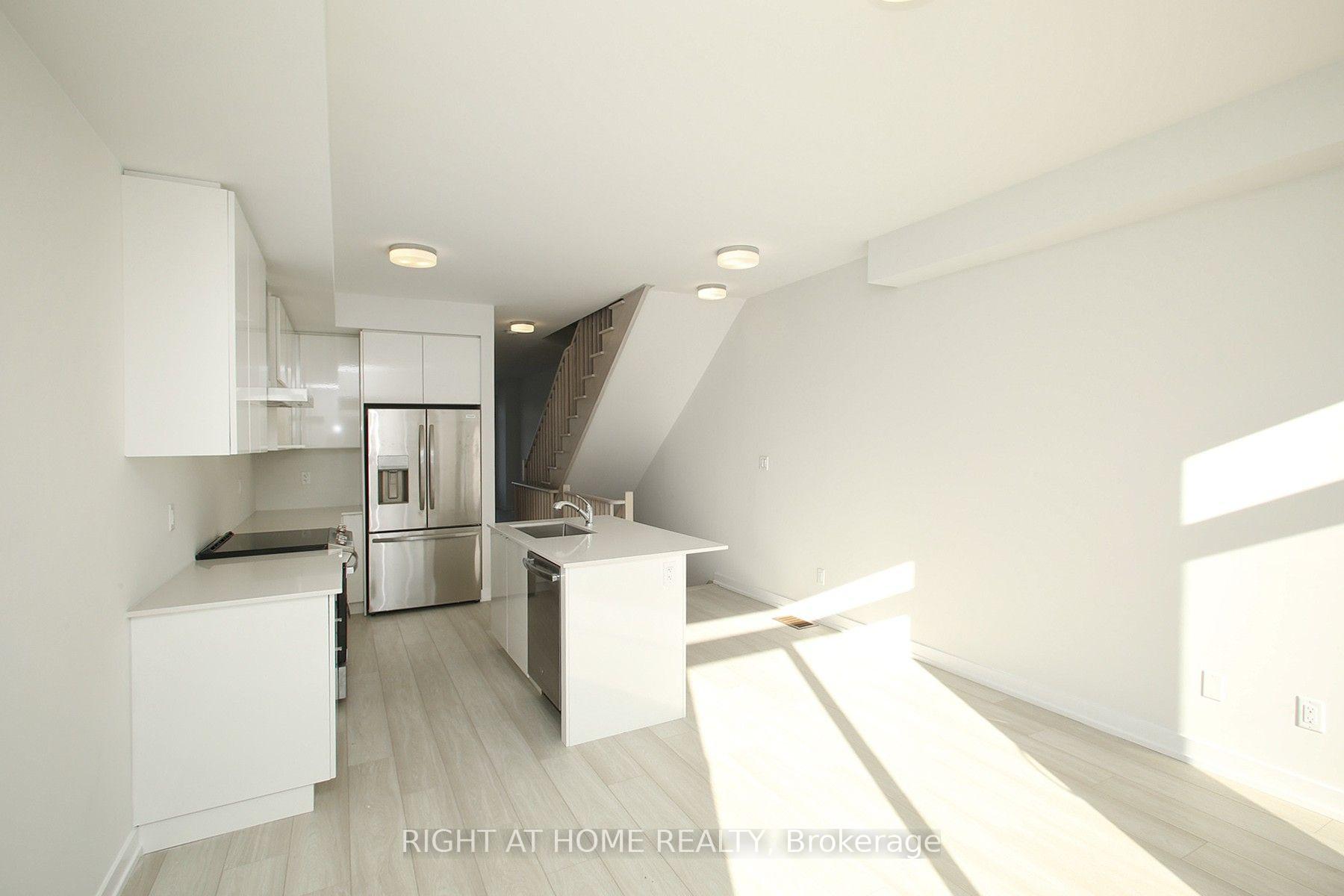 Photo 16 of 128 Brockley Drive, Scarborough, Bendale — HOMEH