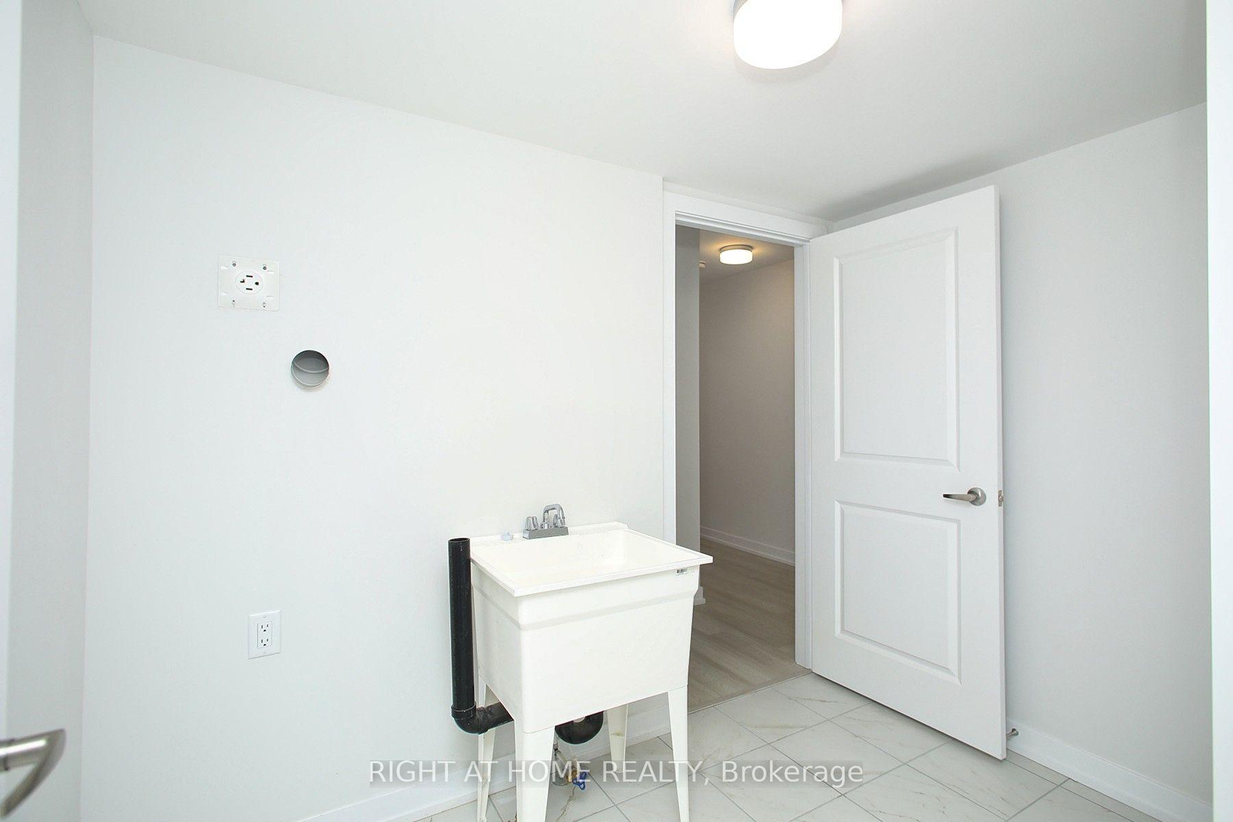 Photo 19 of 128 Brockley Drive, Scarborough, Bendale — HOMEH