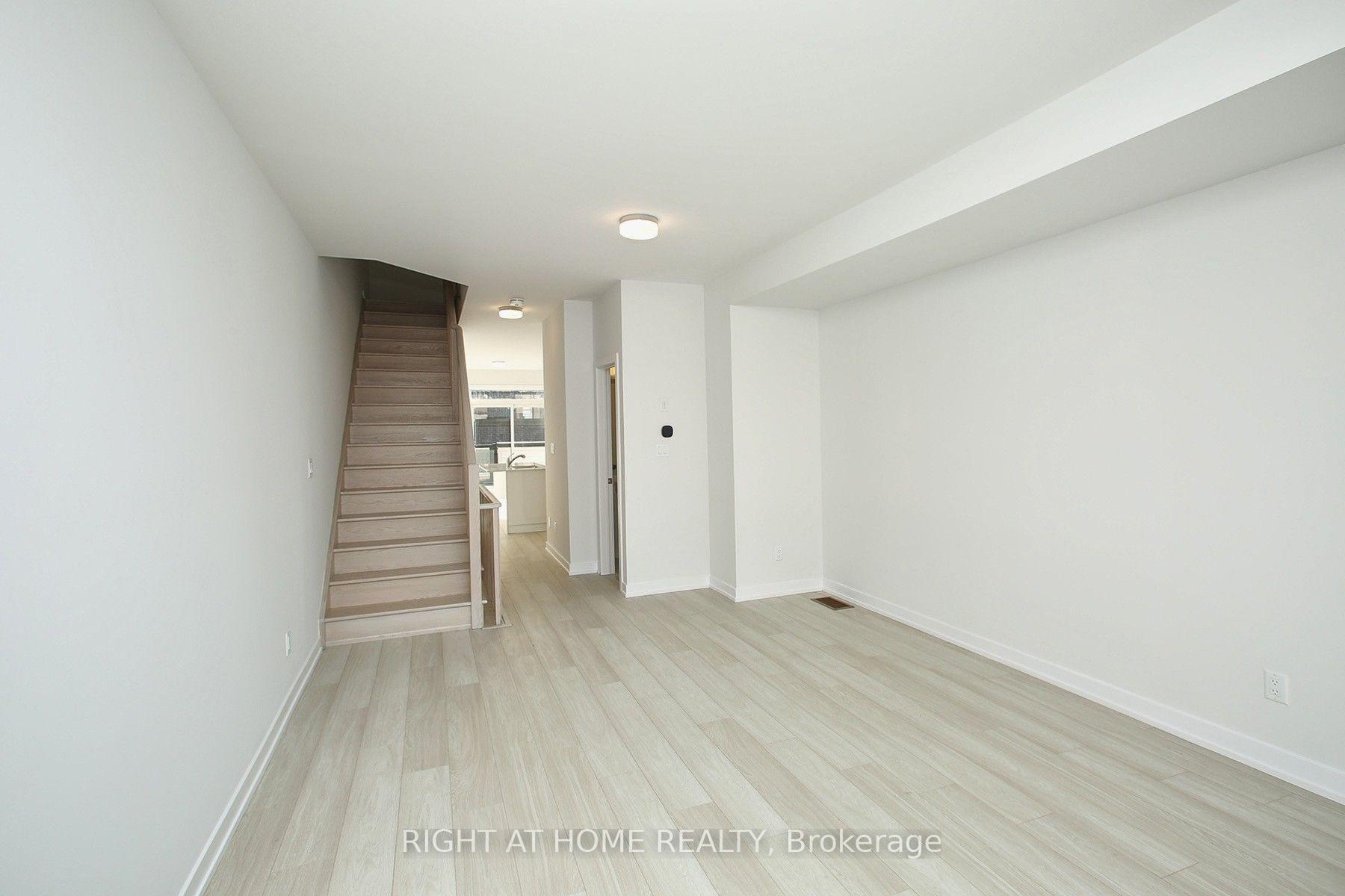 Photo 23 of 128 Brockley Drive, Scarborough, Bendale — HOMEH