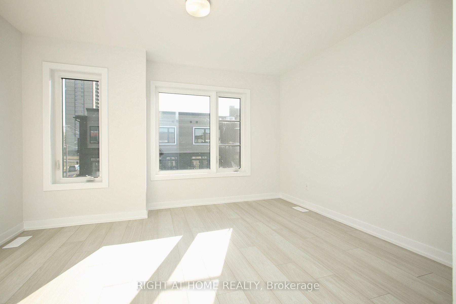 Photo 29 of 128 Brockley Drive, Scarborough, Bendale — HOMEH