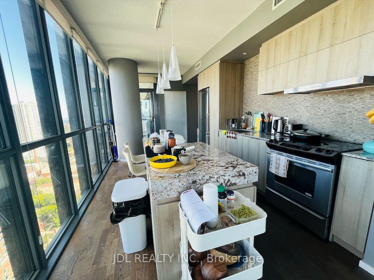 Photo 5 of Unit 2810, 101 Charles Street E, Toronto, Church-Yonge Corridor — HOMEH