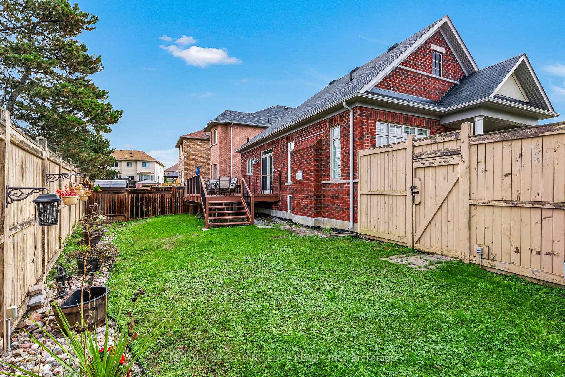 Photo 27 of 1 Hare Farm Gate, Whitchurch-Stouffville, Stouffville — HOMEH