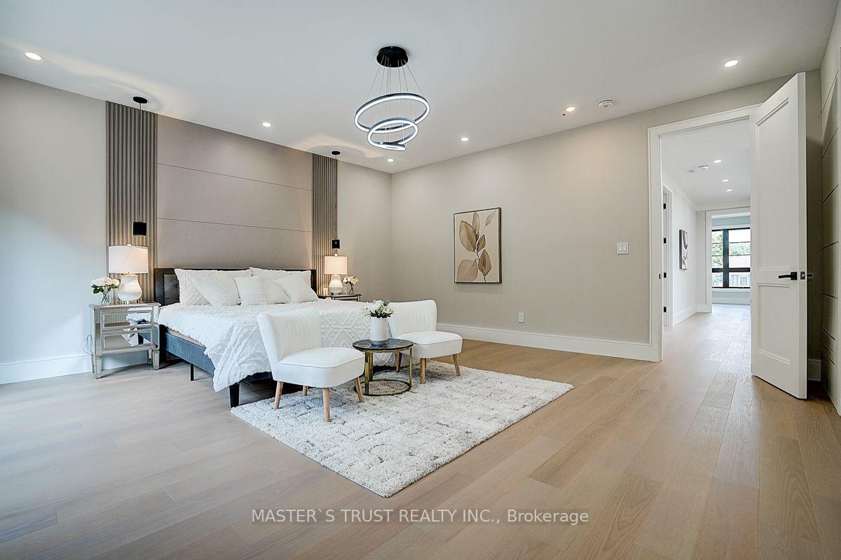 Photo 24 of 202 Carlton Road, Markham, Unionville — HOMEH