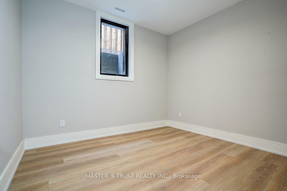 Photo 36 of 202 Carlton Road, Markham, Unionville — HOMEH