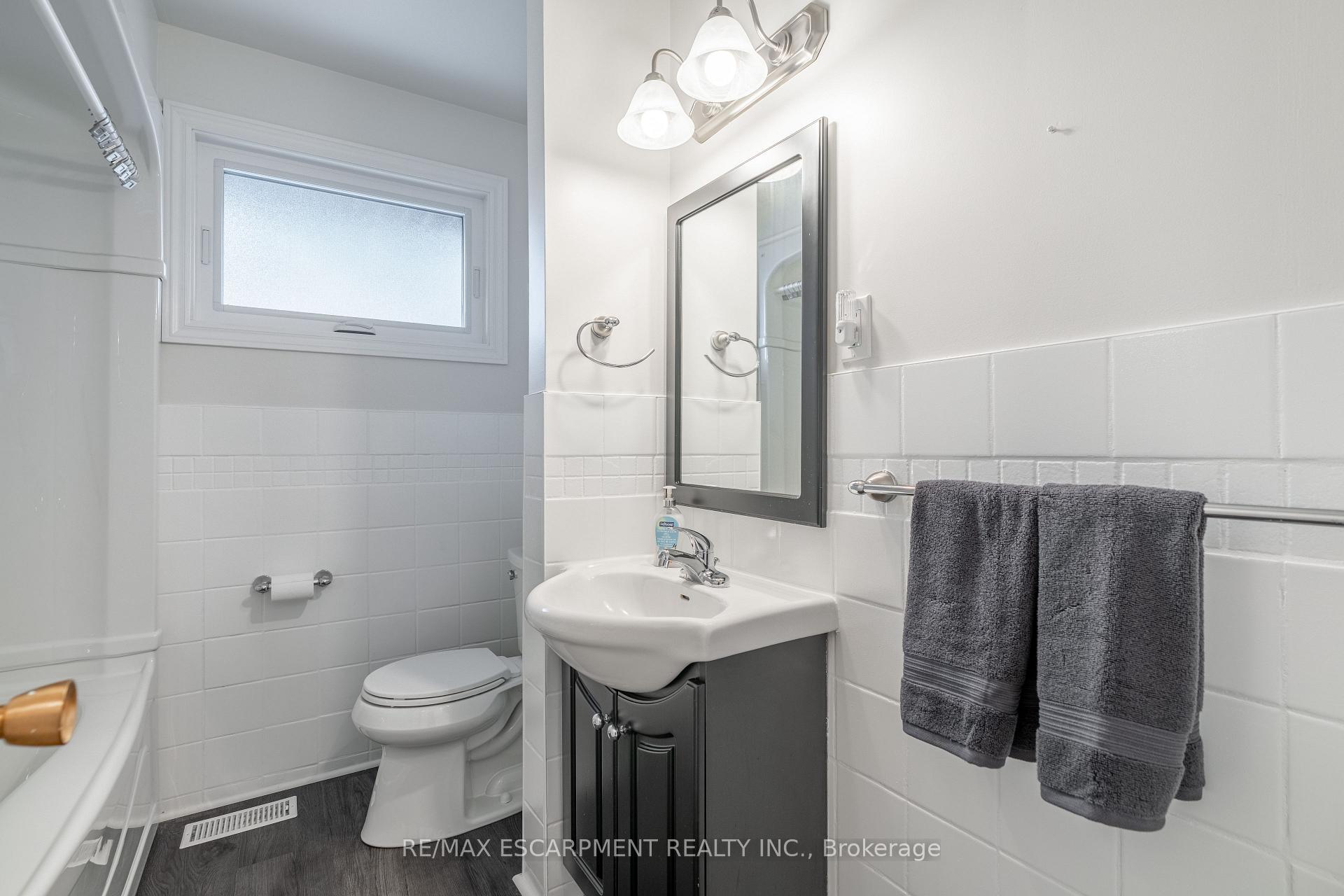 Photo 23 of 75 Purdy Crescent, Hamilton, Greeningdon — HOMEH