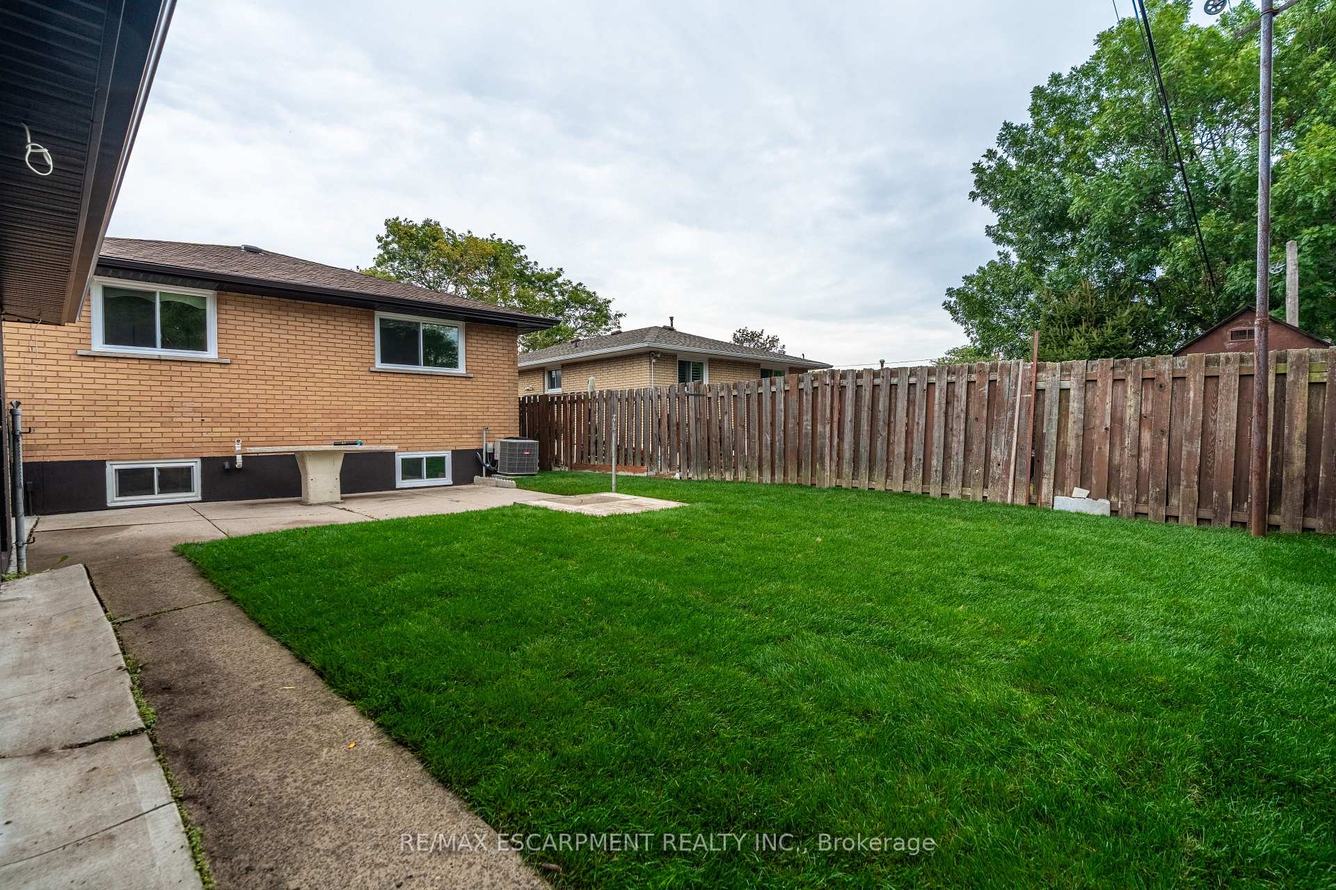 Photo 39 of 75 Purdy Crescent, Hamilton, Greeningdon — HOMEH