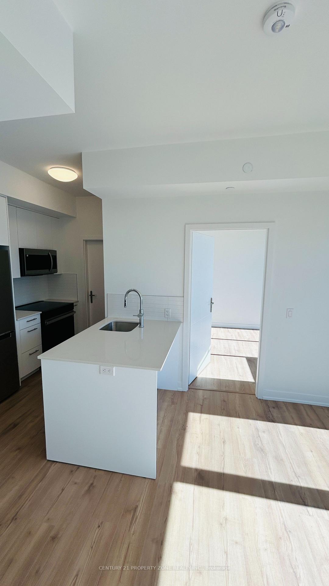 Photo 3 of Unit 1802, 30 Francis Street S, Kitchener, City Commercial Core — HOMEH