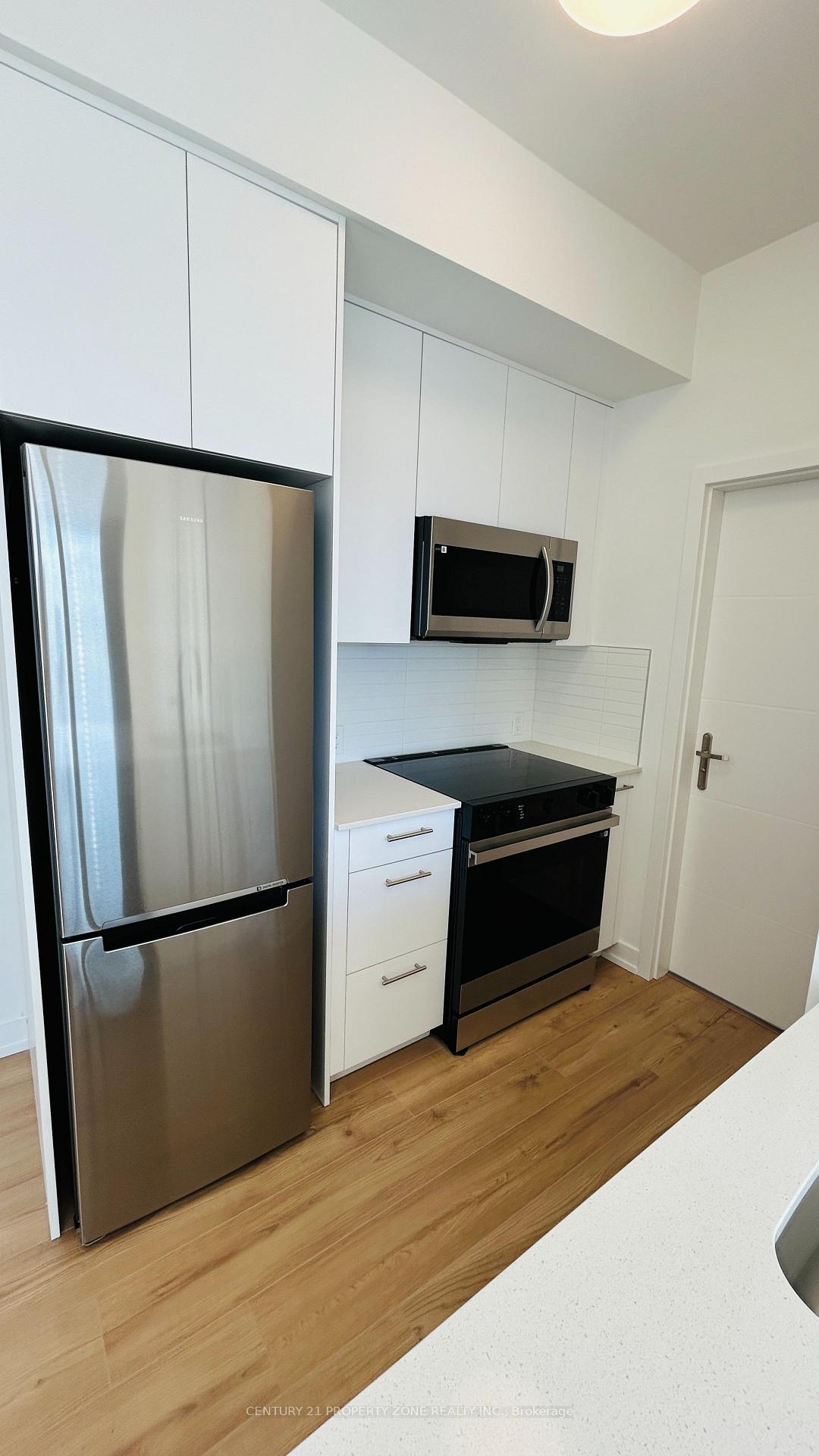 Photo 9 of Unit 1802, 30 Francis Street S, Kitchener, City Commercial Core — HOMEH