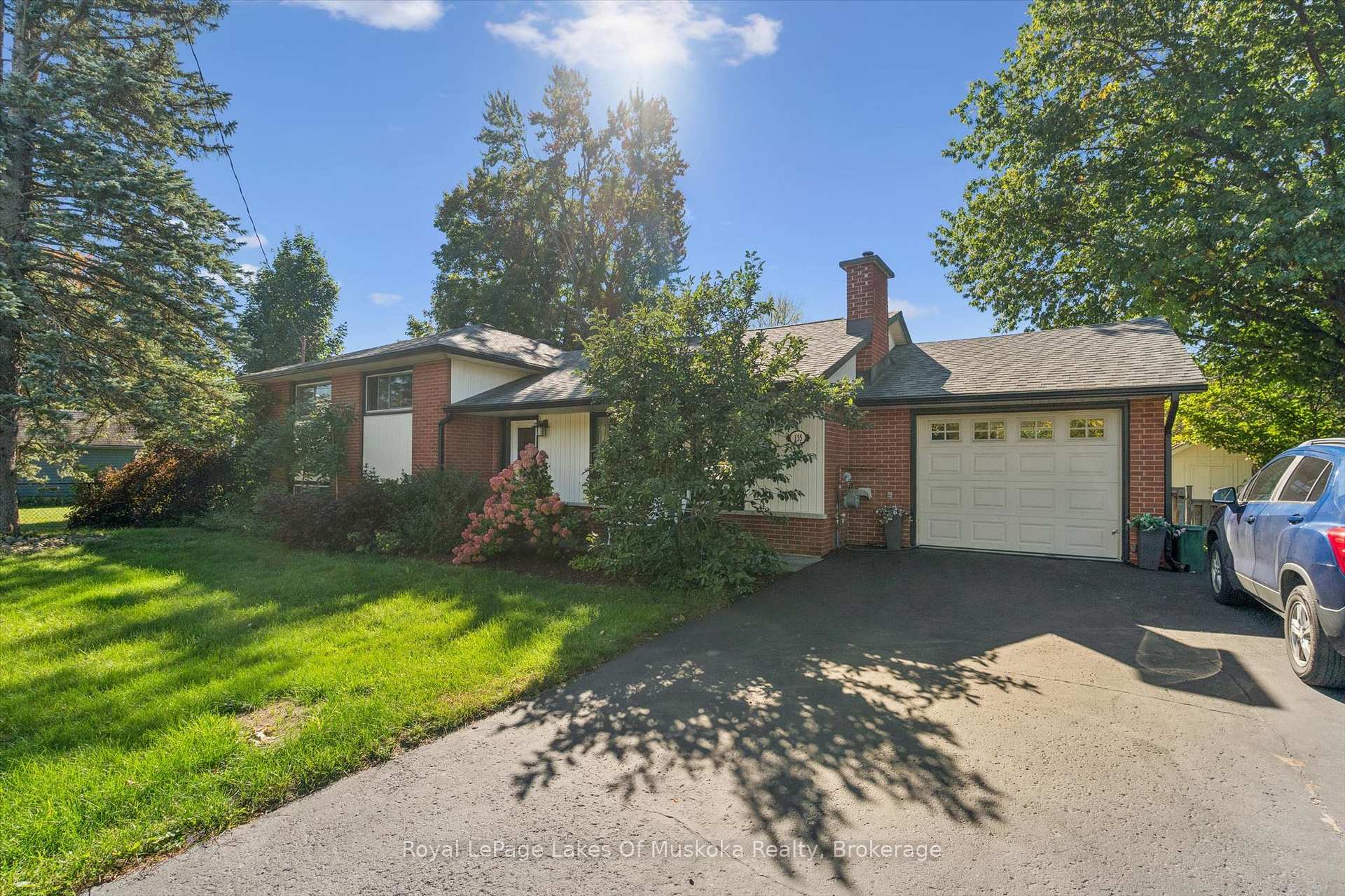 Photo 3 of 135 Muskoka Beach Road, Gravenhurst, Muskoka (S) — HOMEH