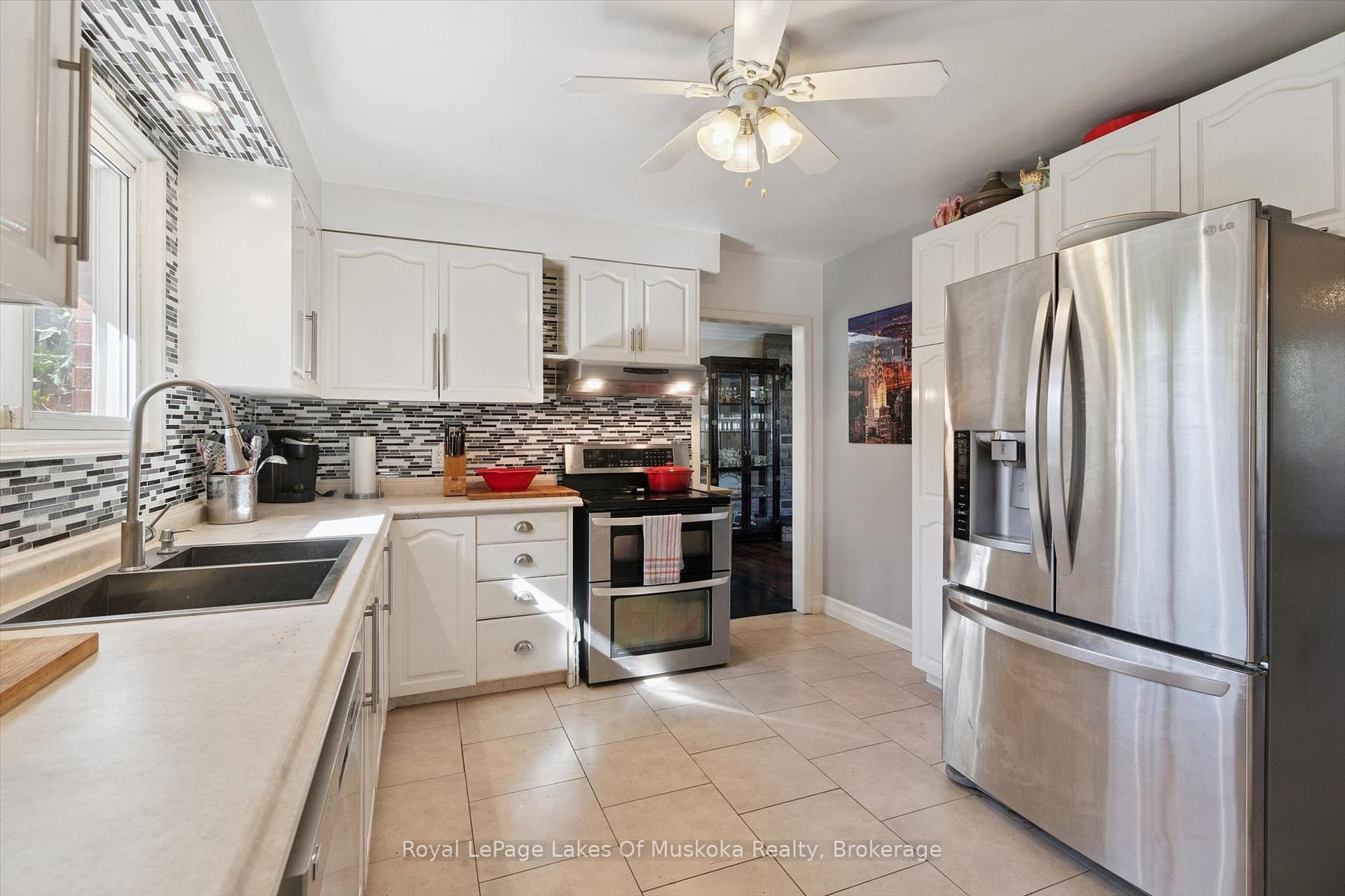 Photo 18 of 135 Muskoka Beach Road, Gravenhurst, Muskoka (S) — HOMEH