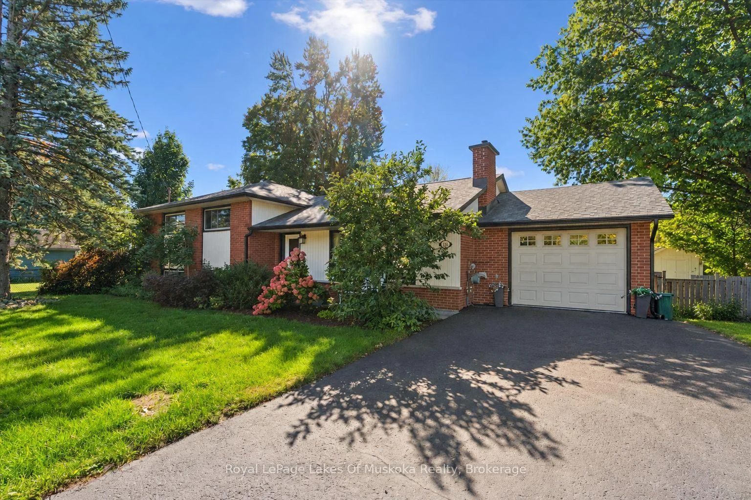 Photo 4 of 135 Muskoka Beach Road, Gravenhurst, Muskoka (S) — HOMEH