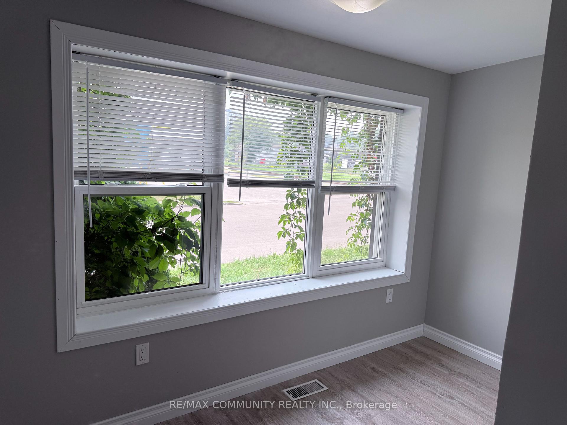 Photo 17 of 70 Huron Street, Guelph, St. Patrick's Ward — HOMEH