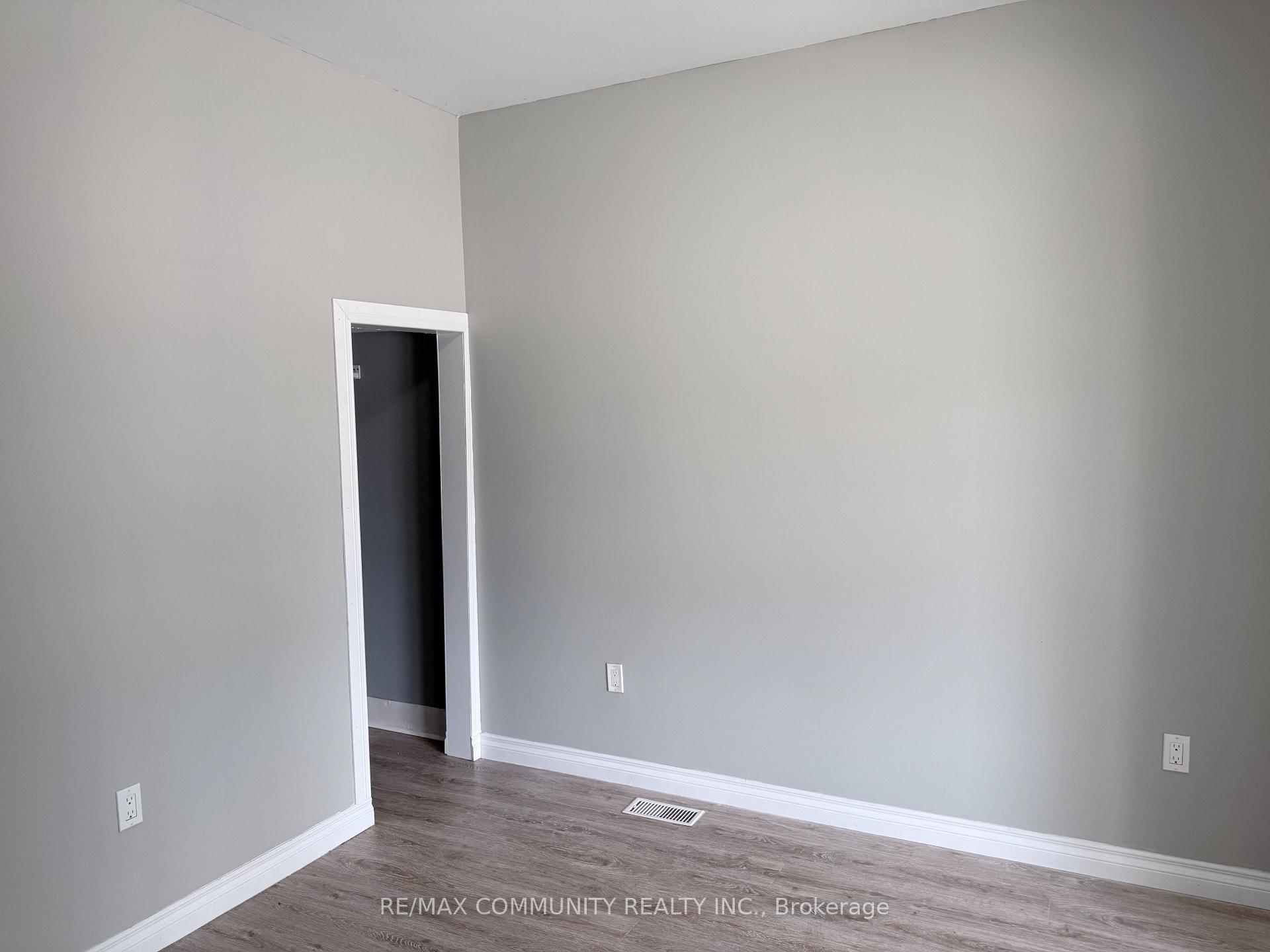 Photo 20 of 70 Huron Street, Guelph, St. Patrick's Ward — HOMEH