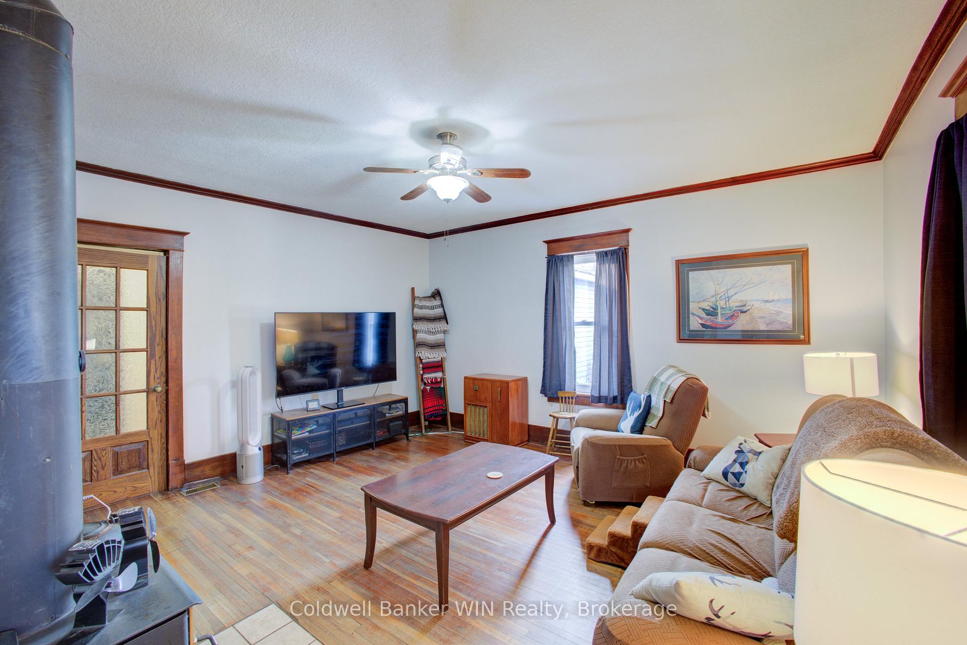 Photo 3 of 17 Arthur Street E, Minto — HOMEH