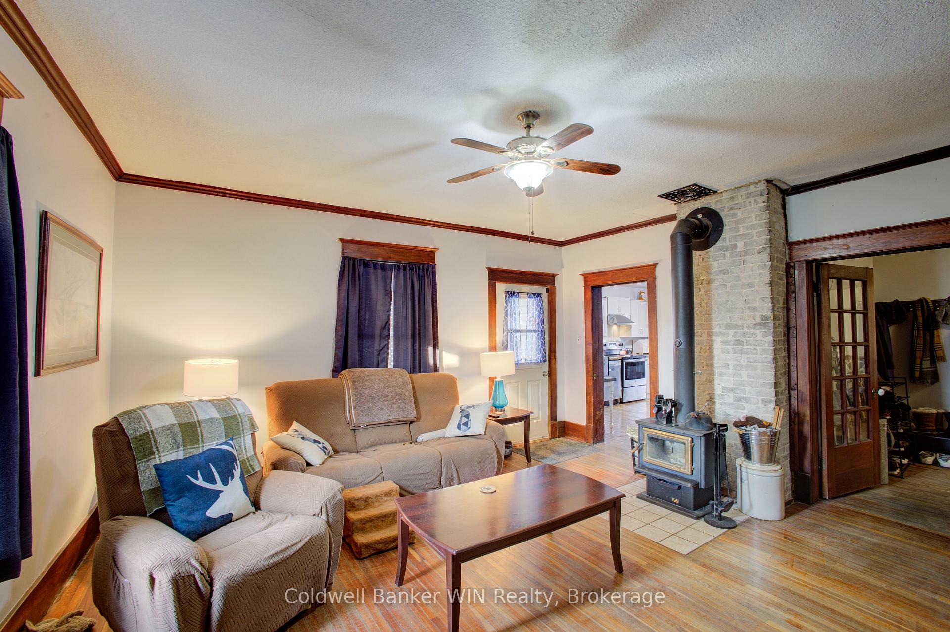 Photo 5 of 17 Arthur Street E, Minto — HOMEH
