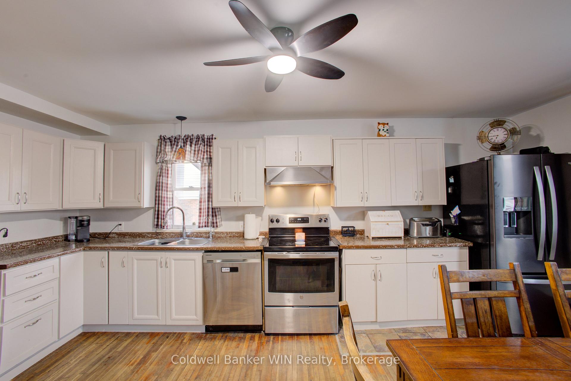 Photo 8 of 17 Arthur Street E, Minto — HOMEH