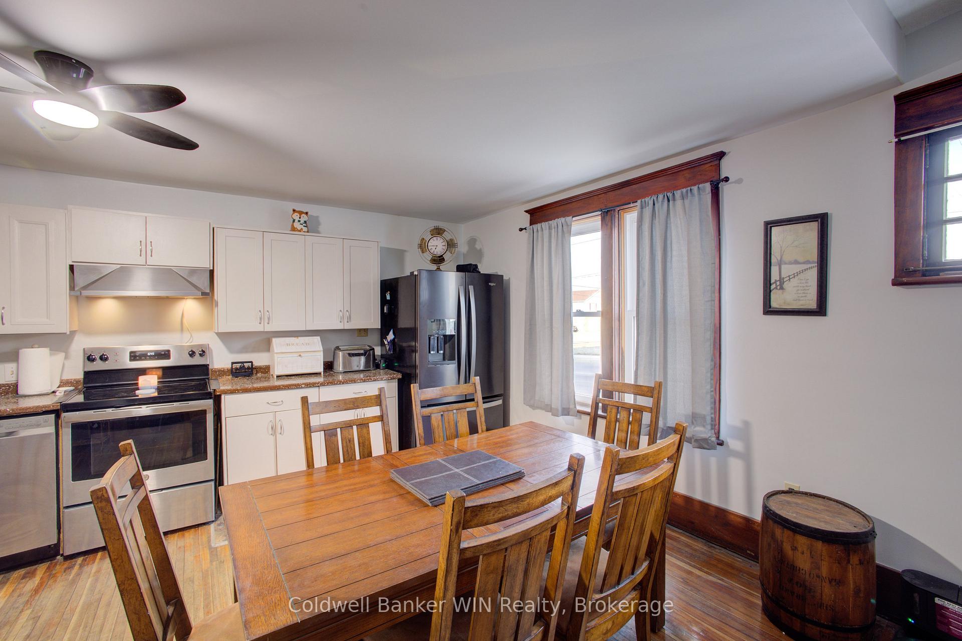 Photo 9 of 17 Arthur Street E, Minto — HOMEH