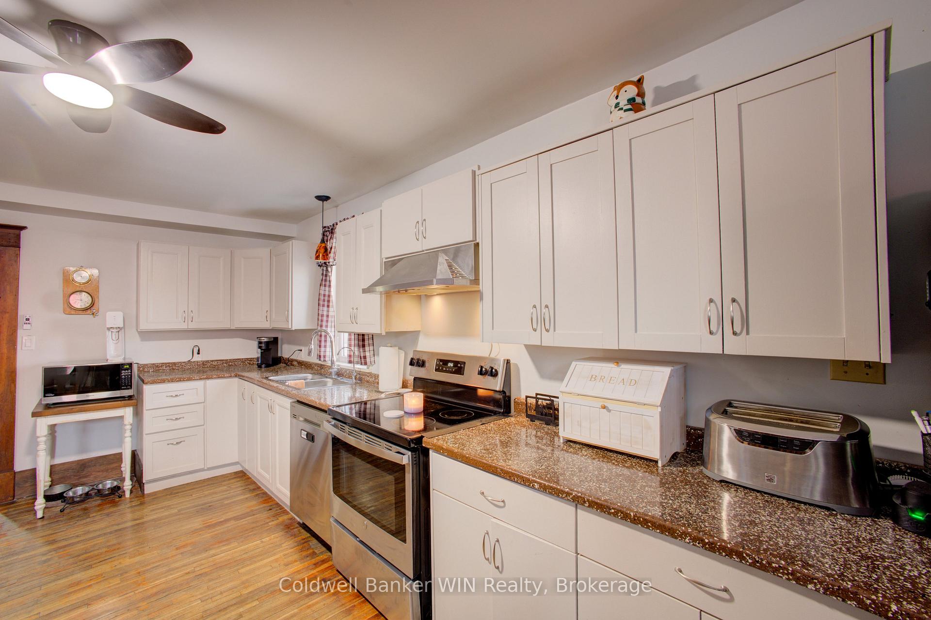 Photo 12 of 17 Arthur Street E, Minto — HOMEH