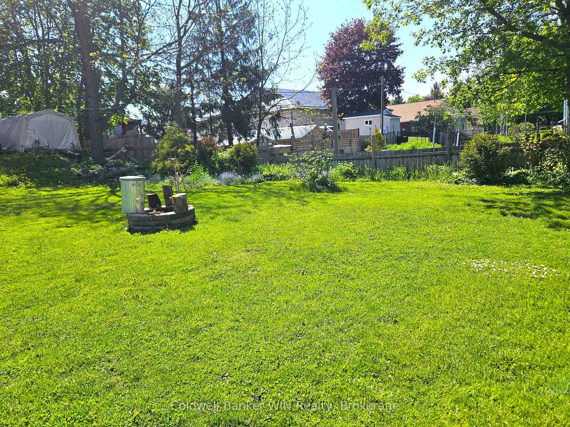 Photo 34 of 17 Arthur Street E, Minto — HOMEH