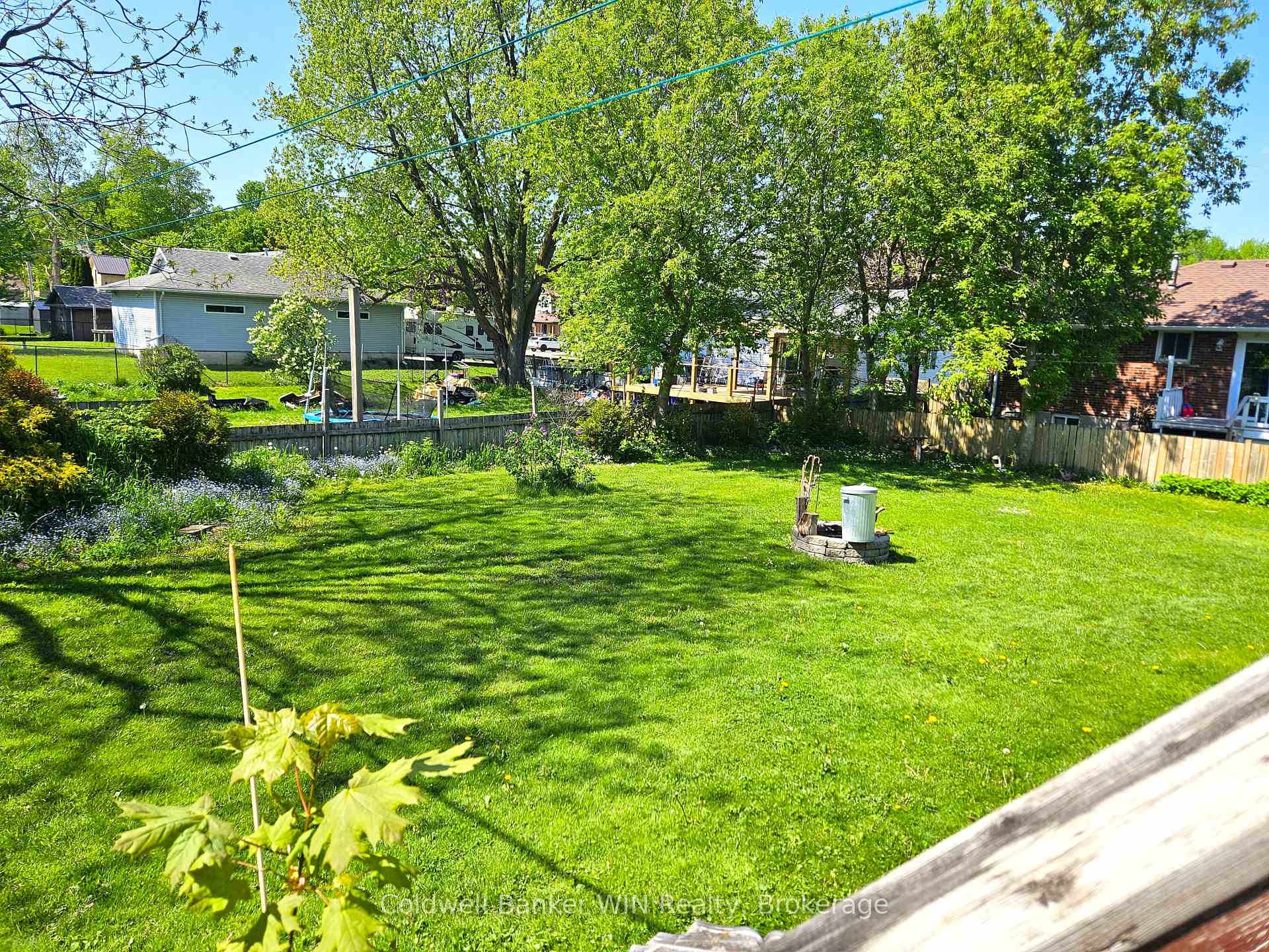 Photo 37 of 17 Arthur Street E, Minto — HOMEH