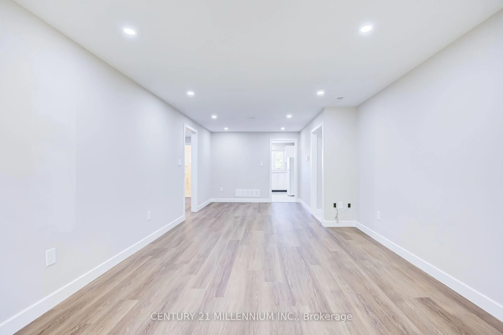 Photo 8 of Unit UNIT A, 58 Isabella Street, Brampton, Downtown Brampton — HOMEH